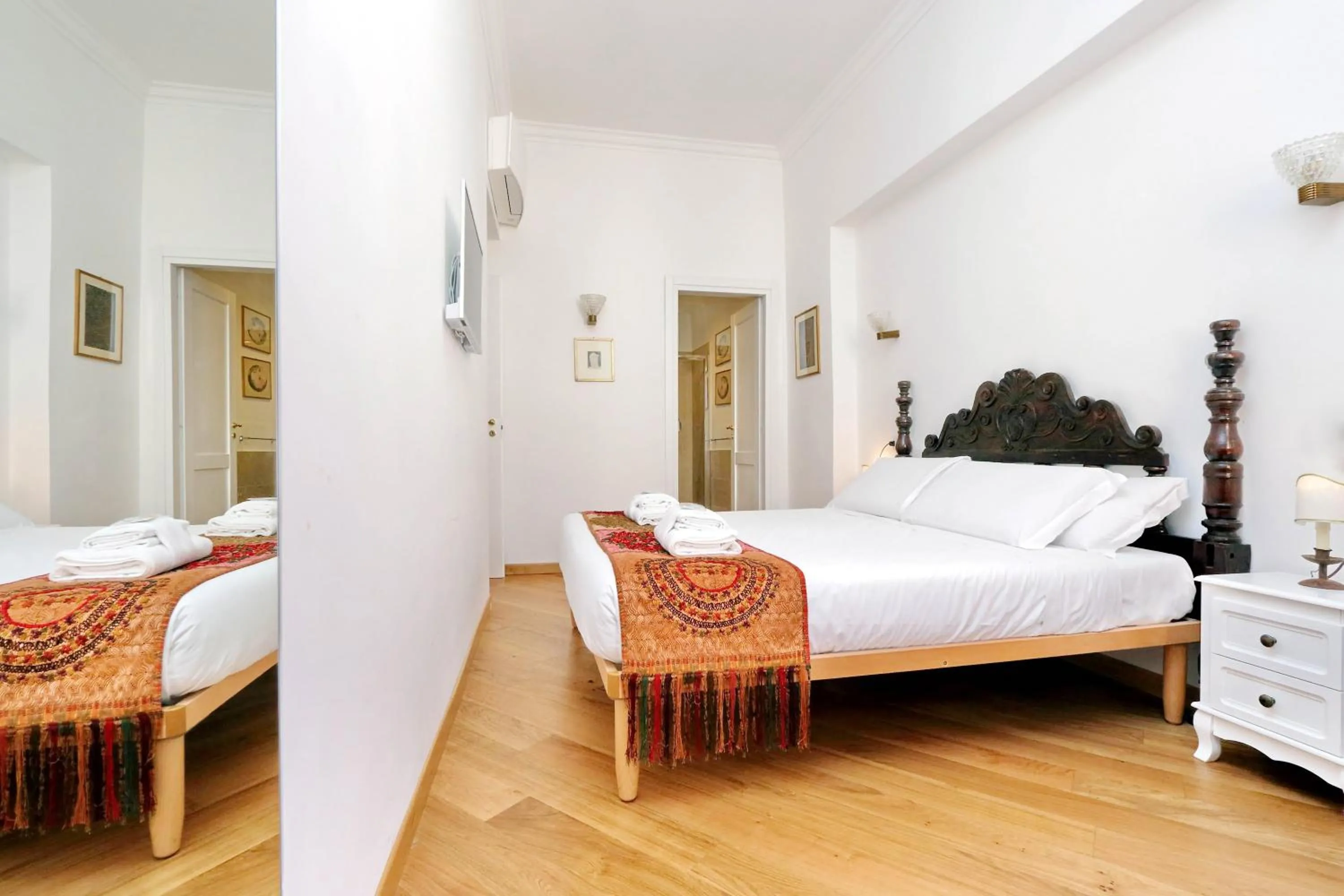 Bedroom, Bed in Sistina