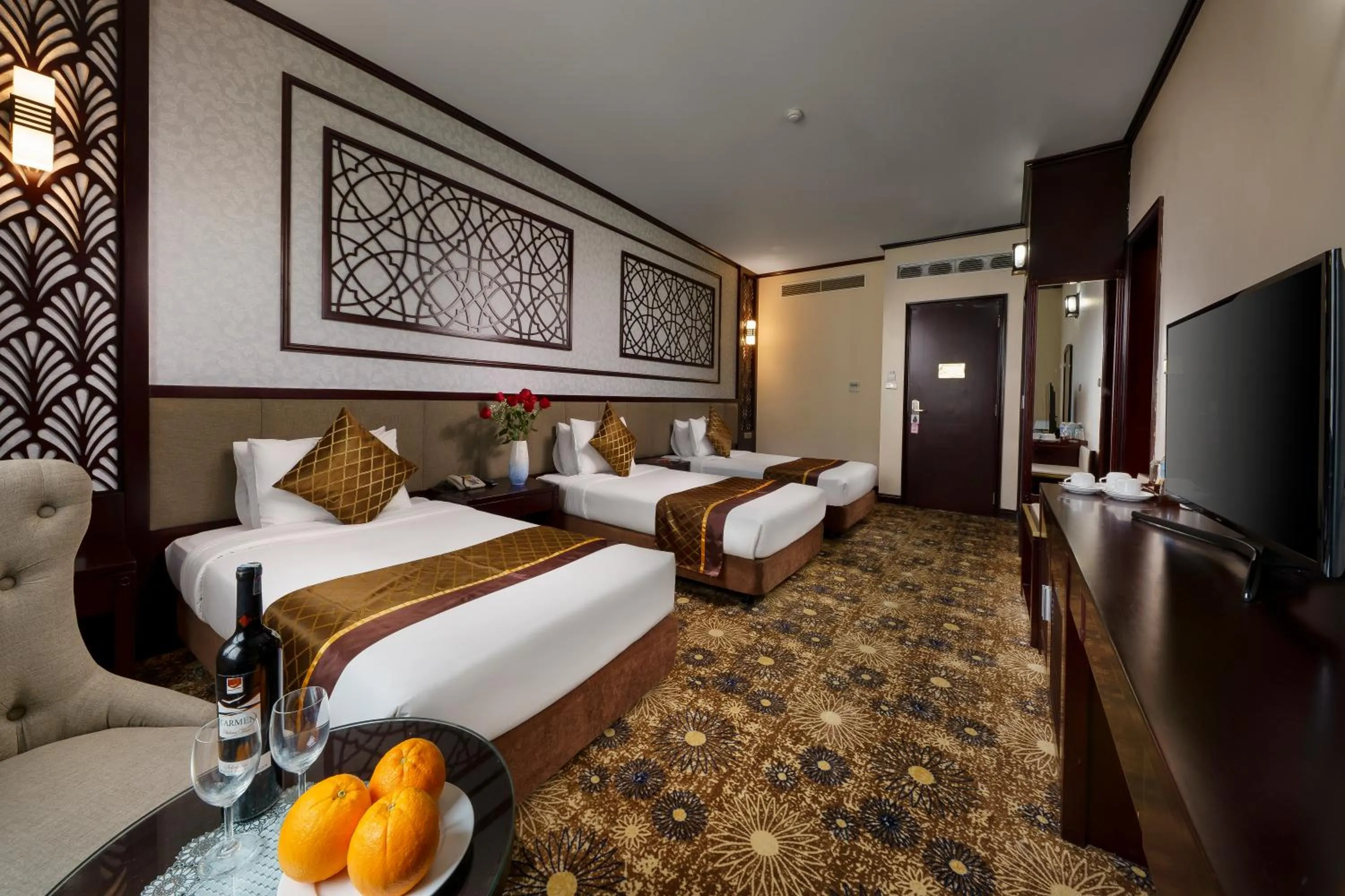 Bedroom, Bed in Mithrin Hotel Halong