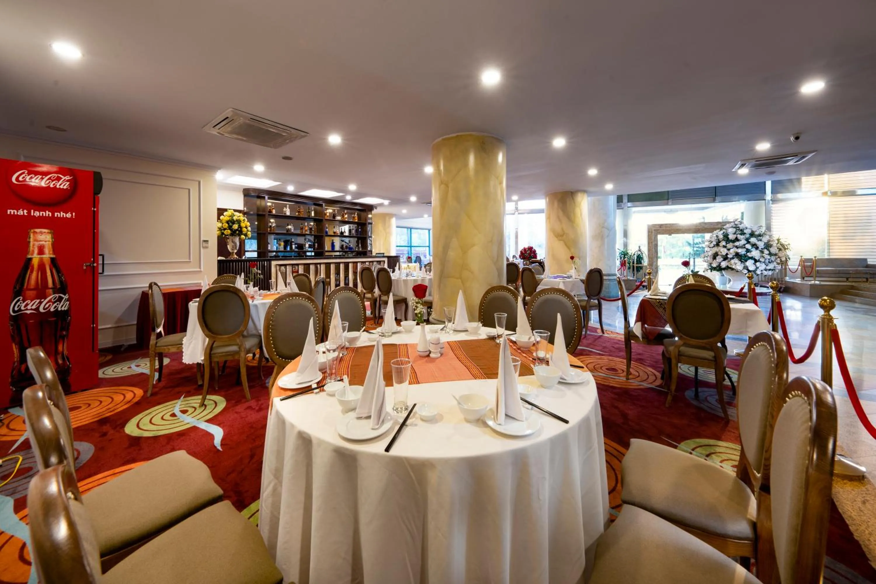 Restaurant/places to eat in Mithrin Hotel Halong