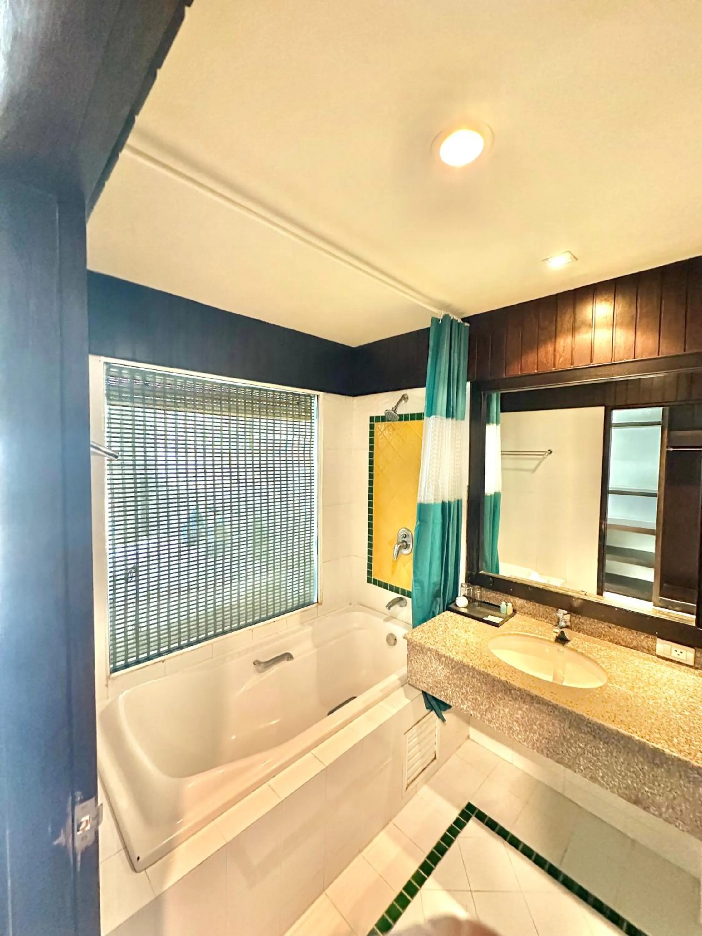 Bath in APK Resort Patong