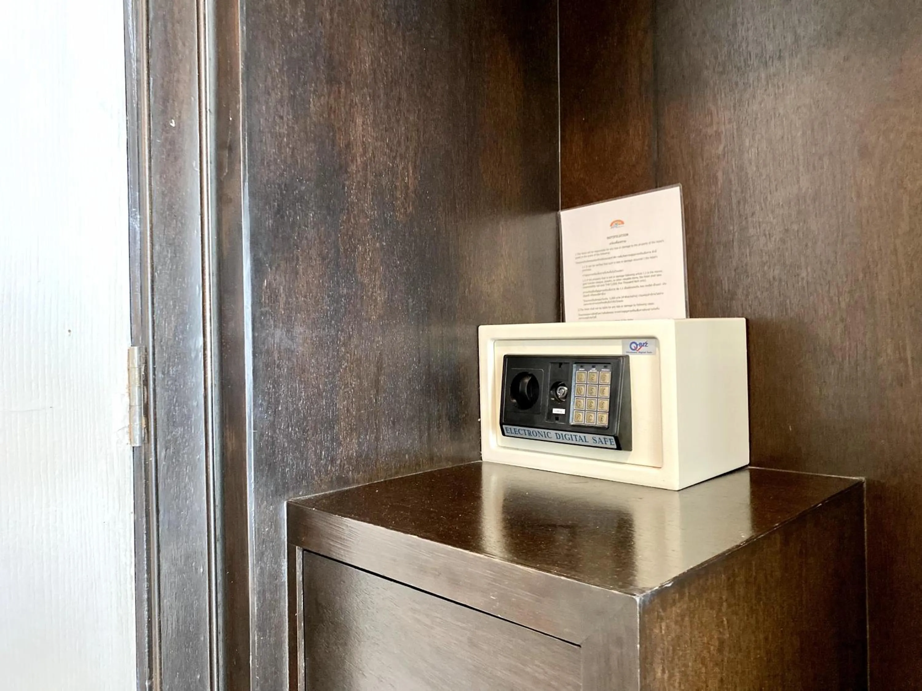 safe in APK Resort Patong