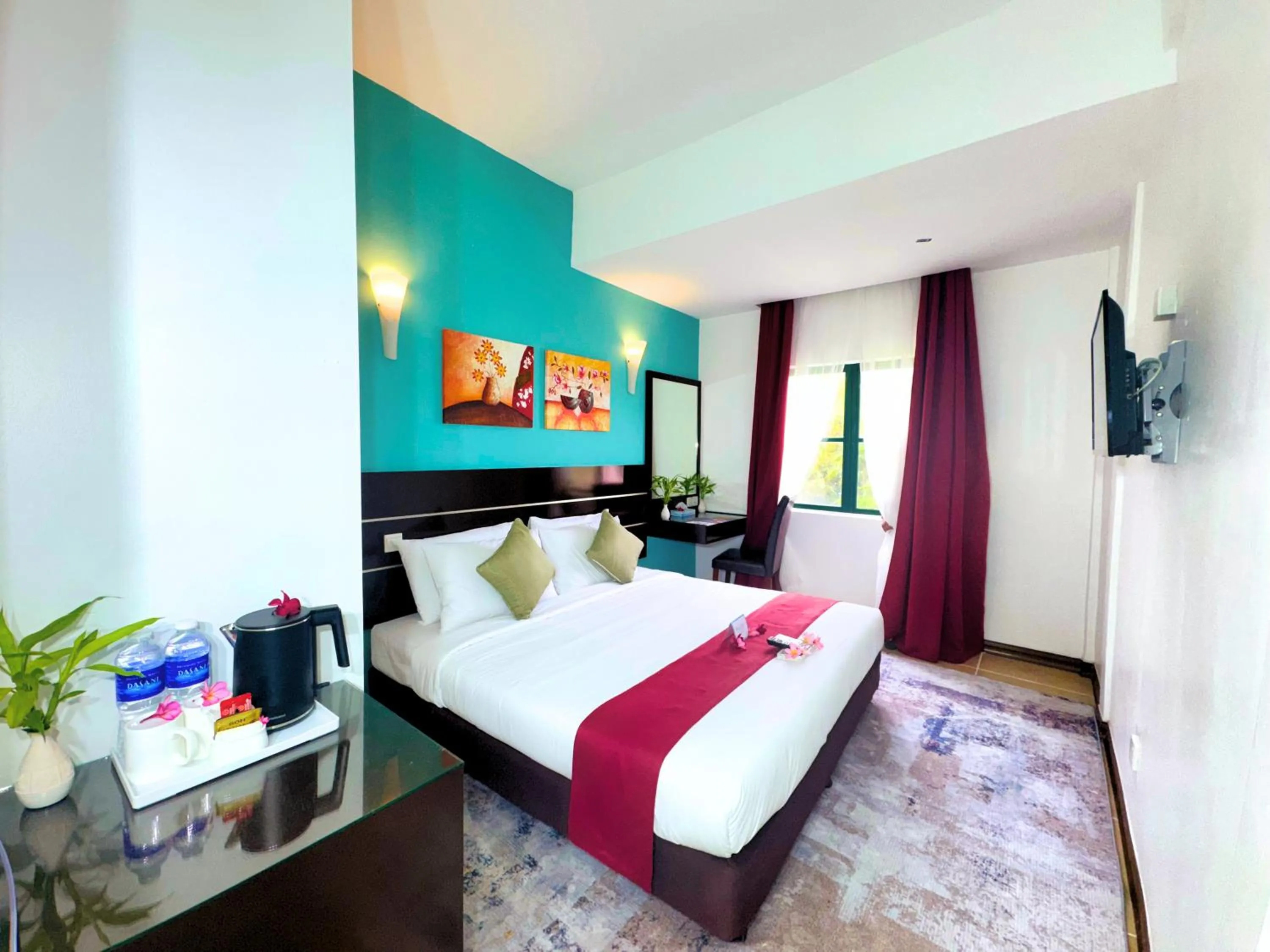 Photo of the whole room, Bed in Bella Vista Waterfront Resort, Kuah Langkawi