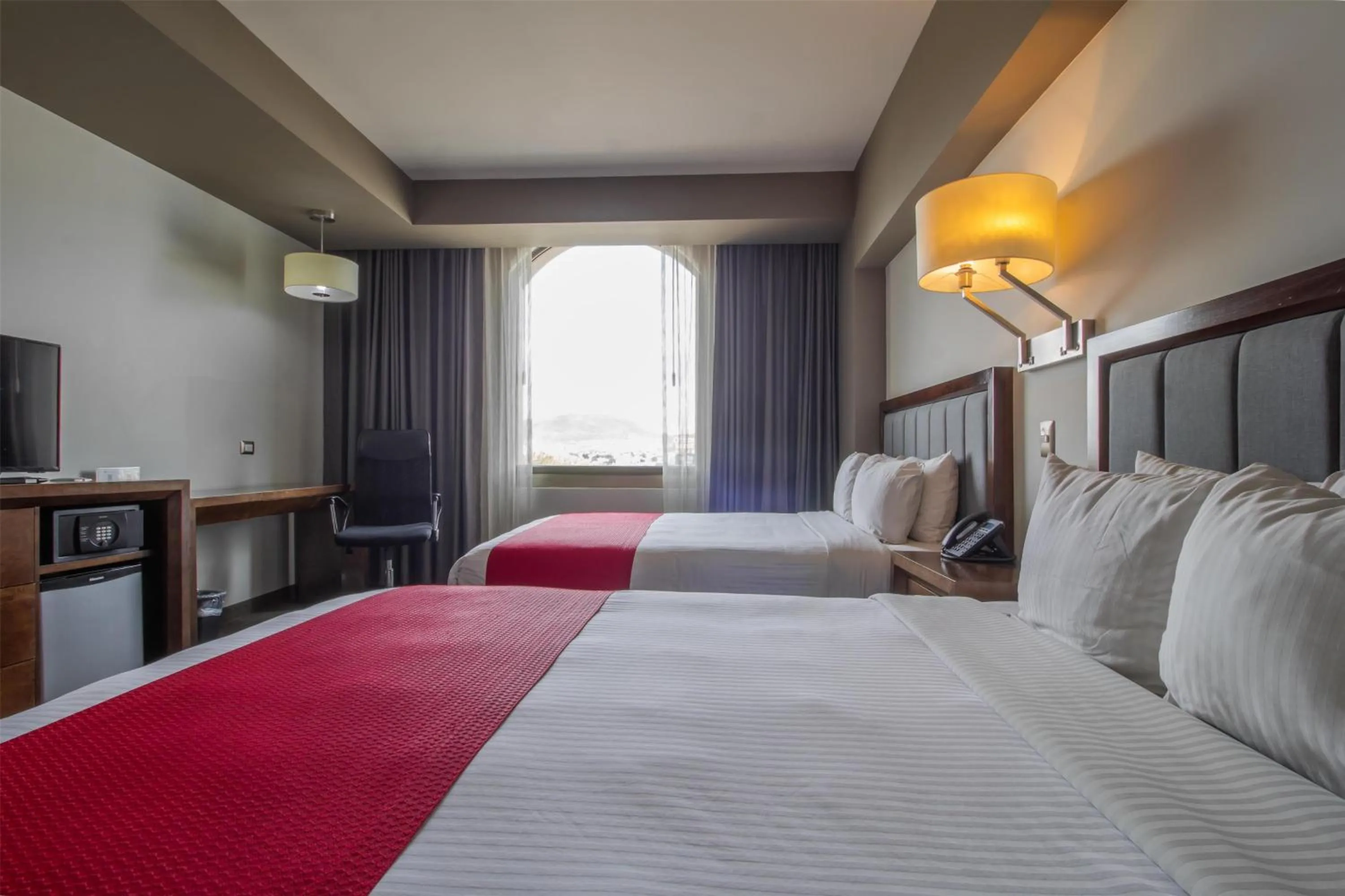 Bedroom, Bed in Best Western Plus Santa Cecilia Pachuca