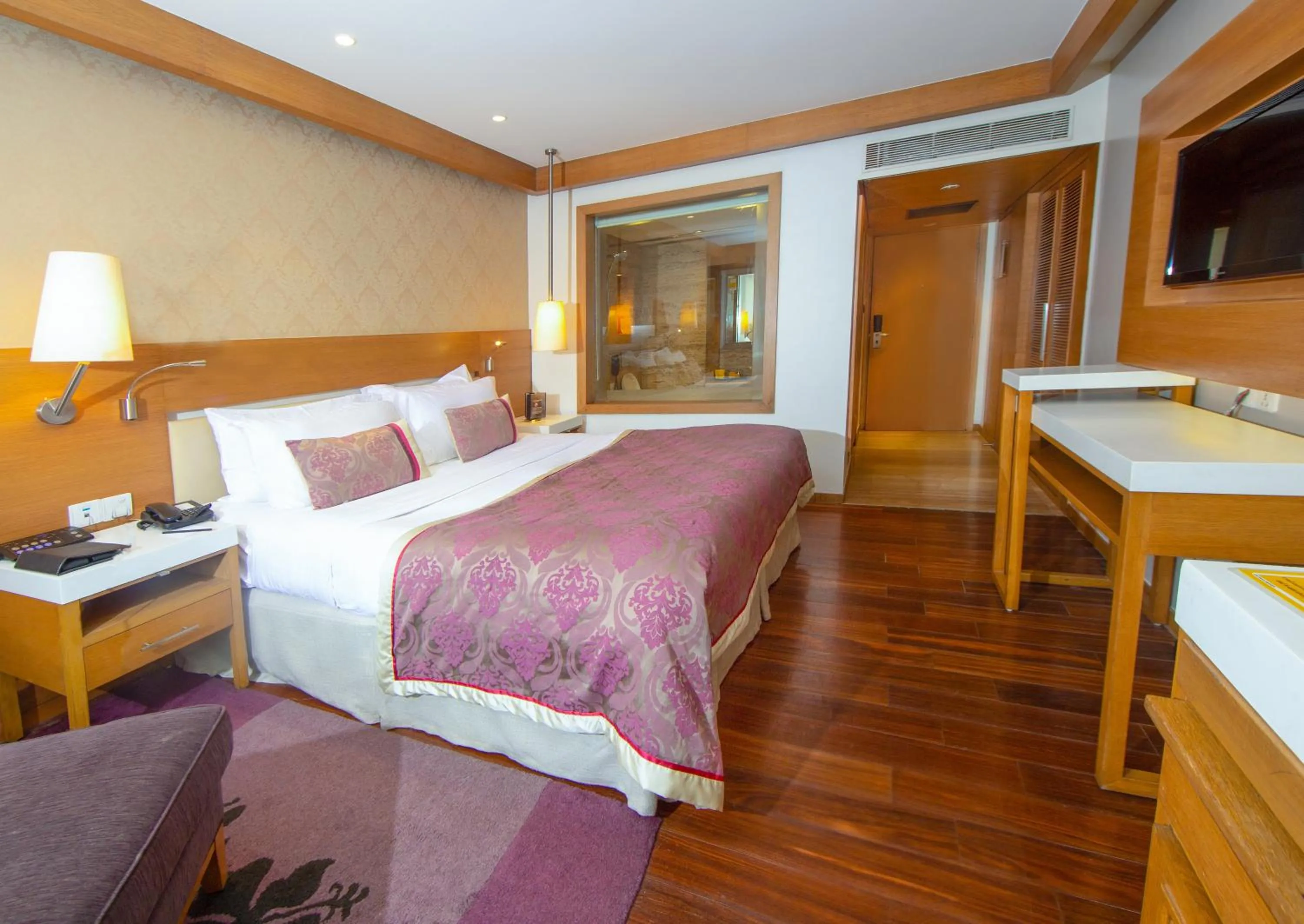 Bed in Hotel Bawa International