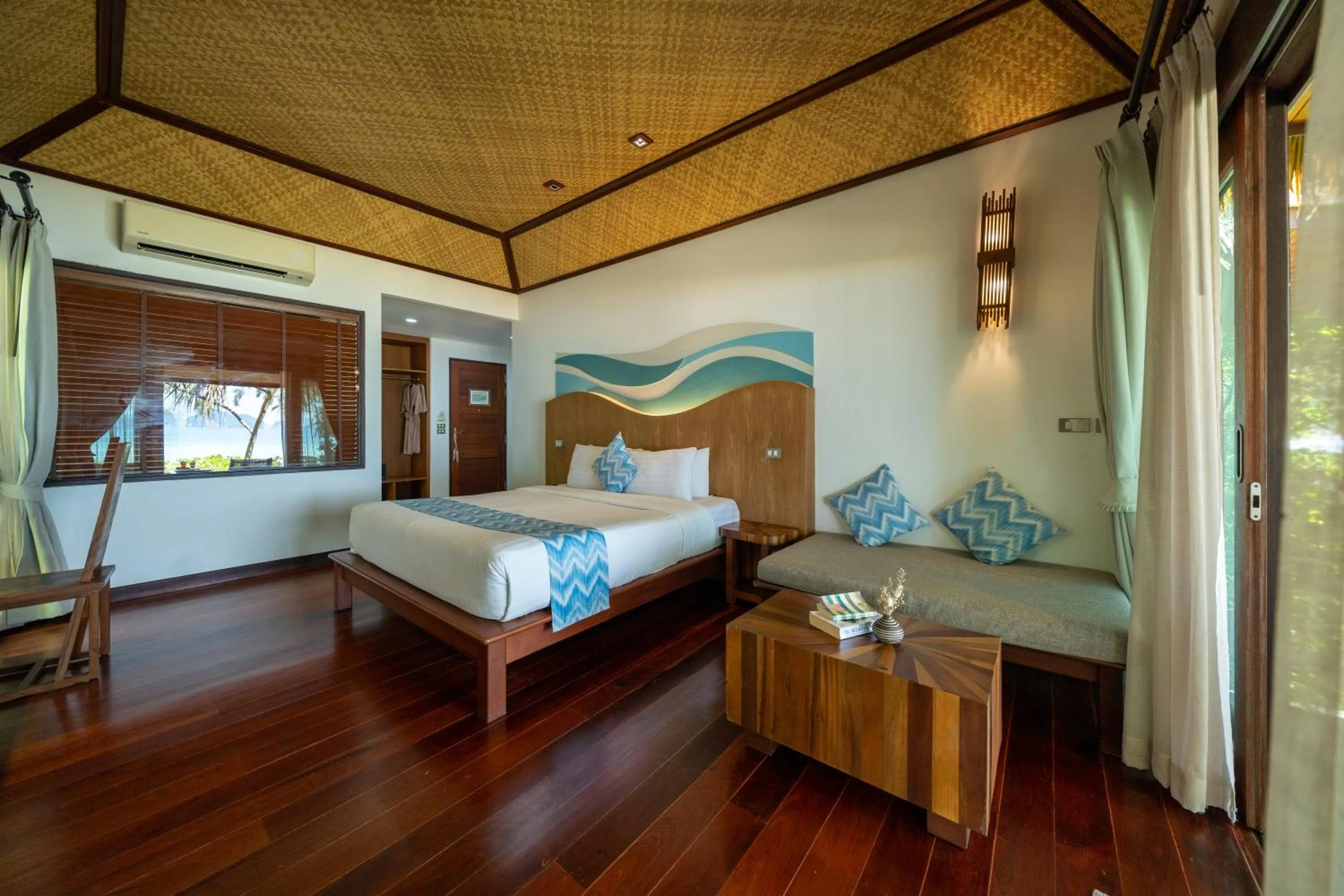 Bed in Tup Kaek Sunset Beach Resort-SHA Plus