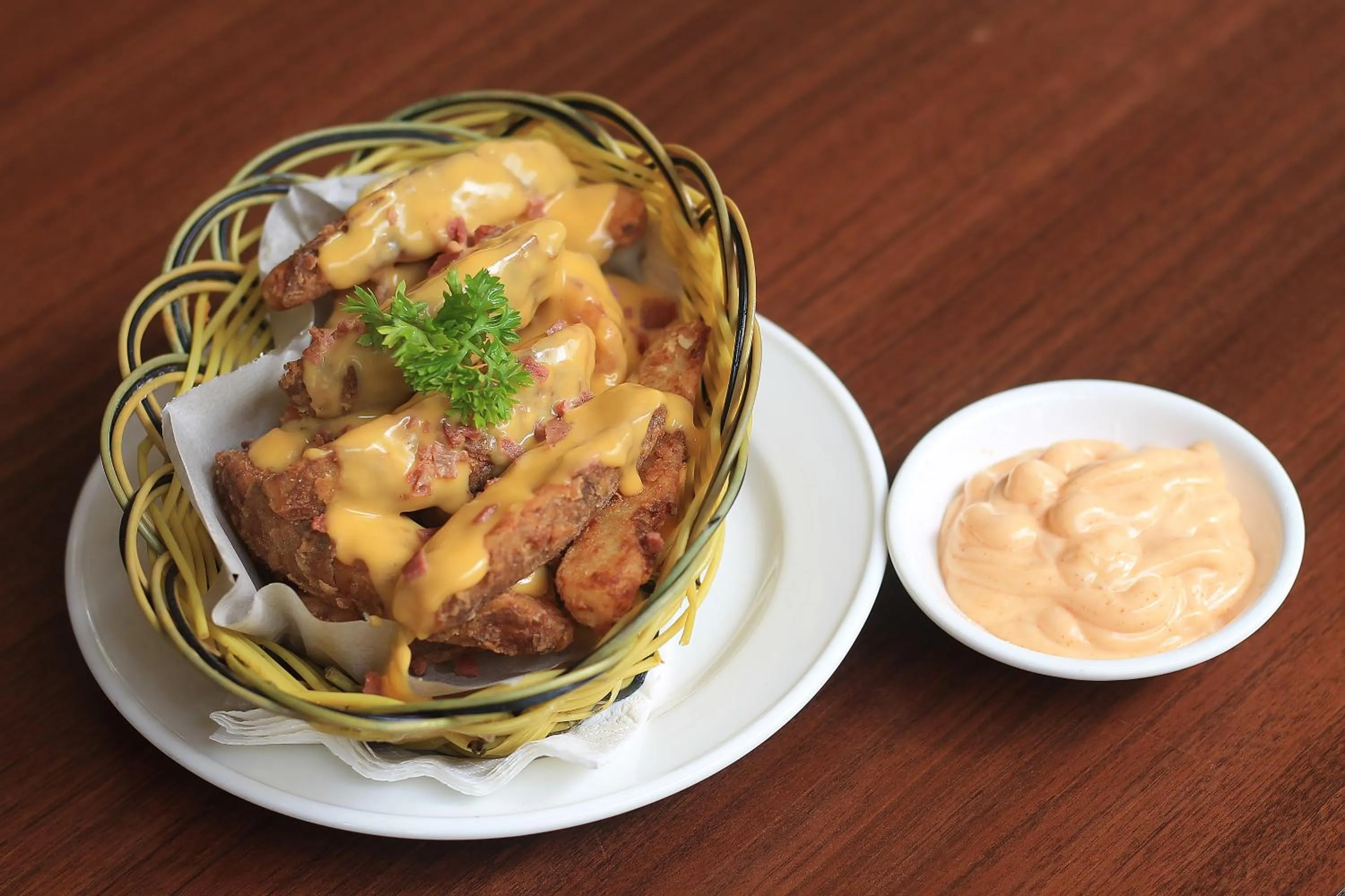 Restaurant/places to eat in Banyu Biru Villa