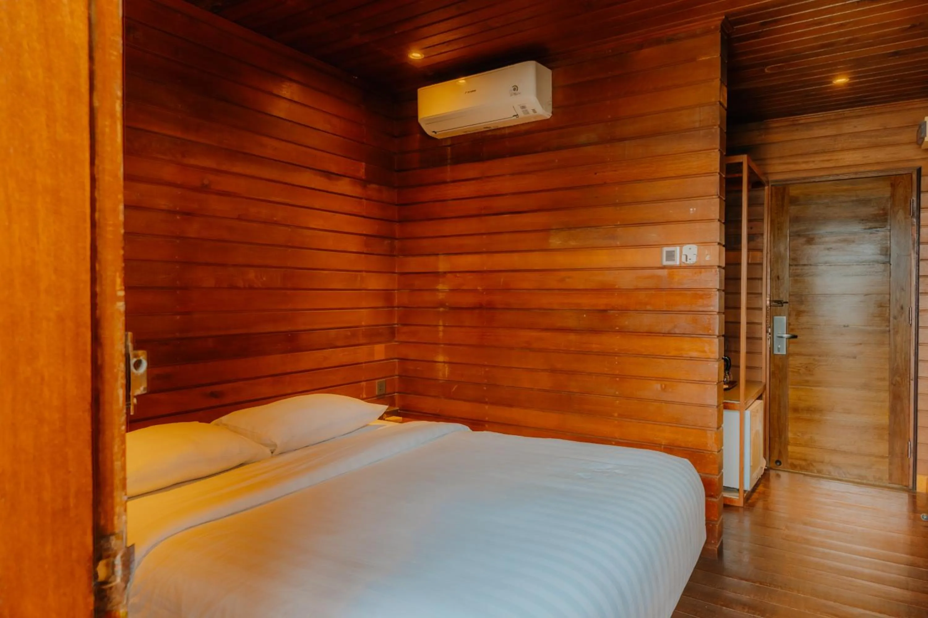 Bed in KTM Resort Batam