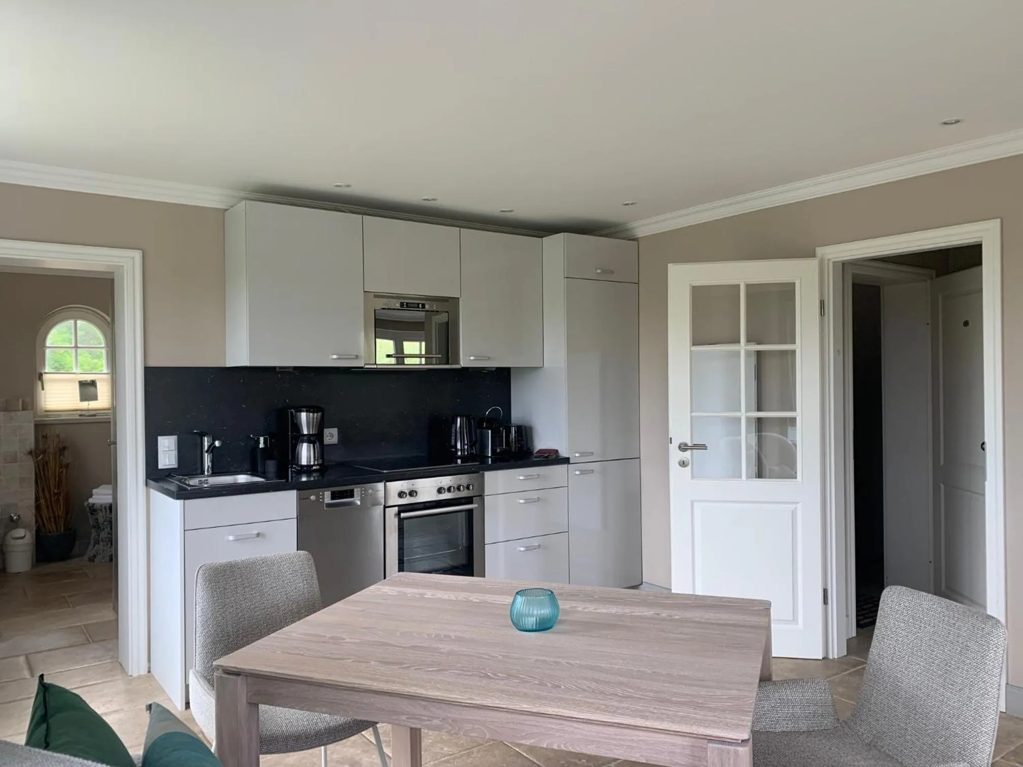 Kitchen or kitchenette in ApartHotel Seepferdchen