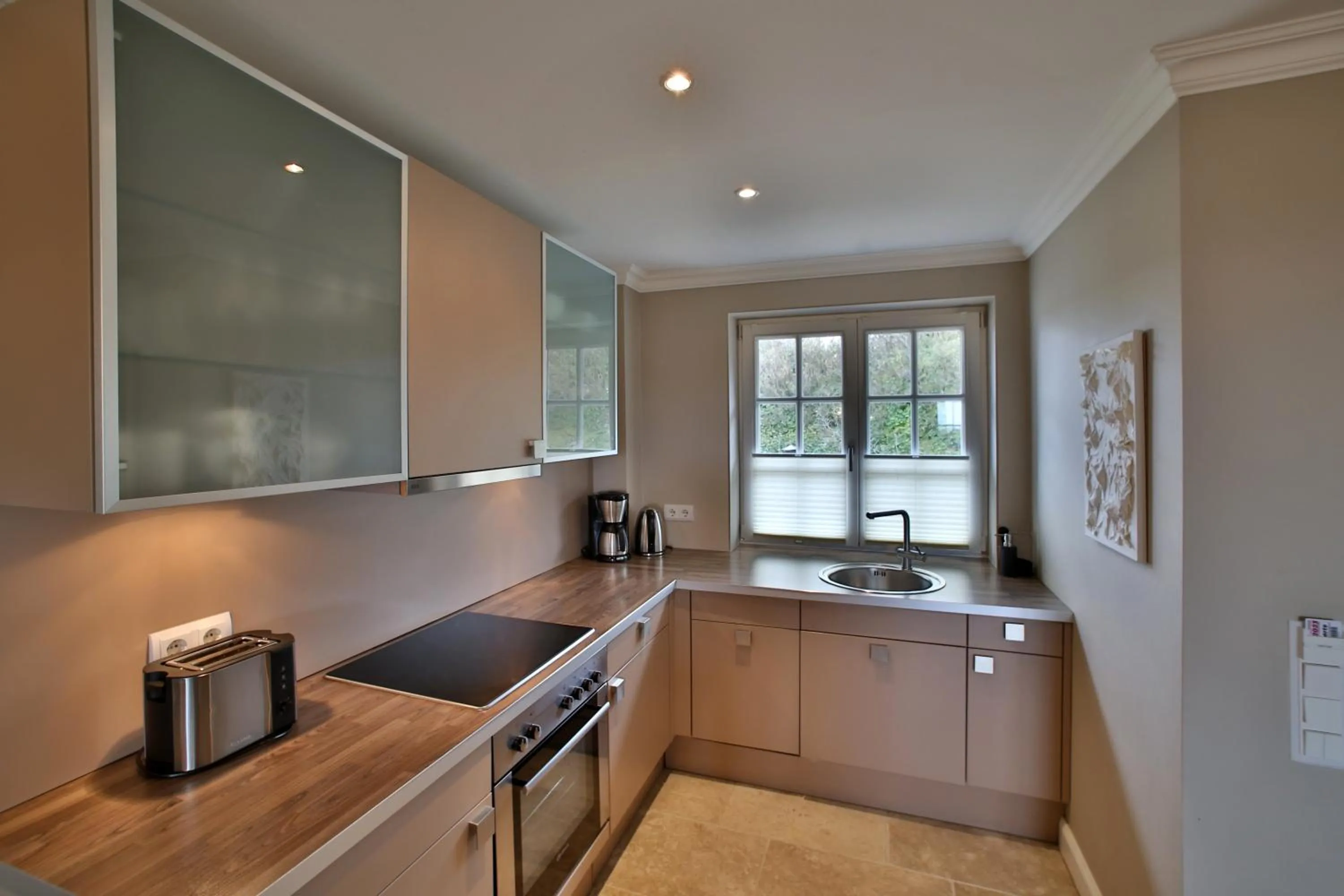 Kitchen or kitchenette in ApartHotel Seepferdchen