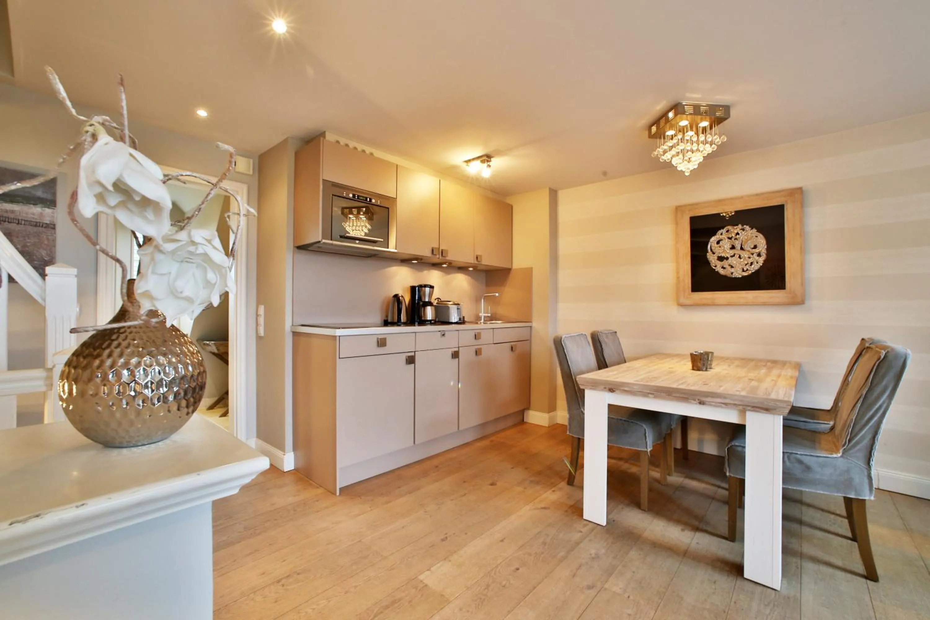 Kitchen or kitchenette in ApartHotel Seepferdchen