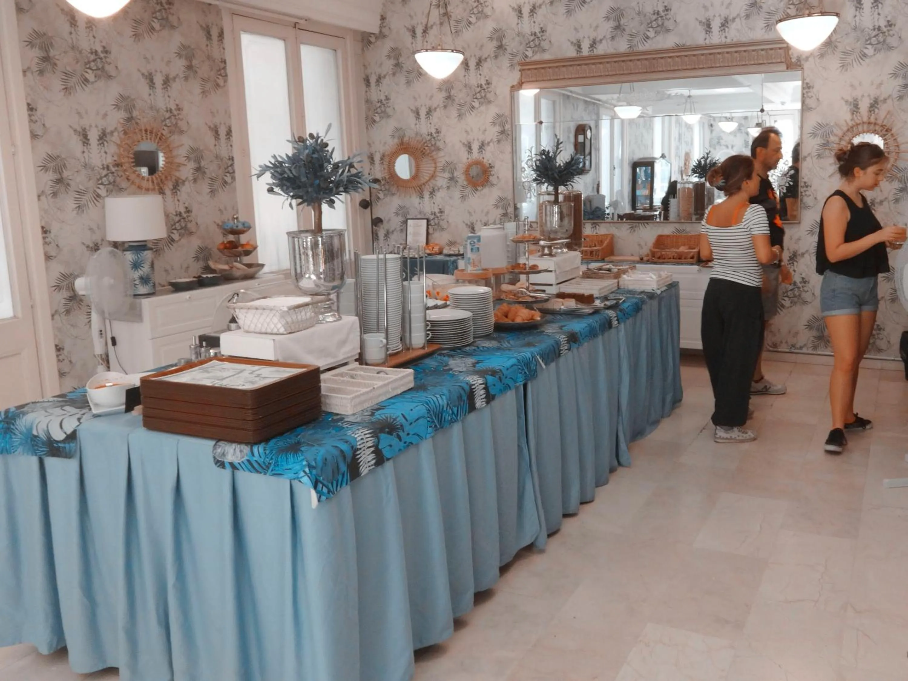 Buffet breakfast in Hotel Lloret Ramblas