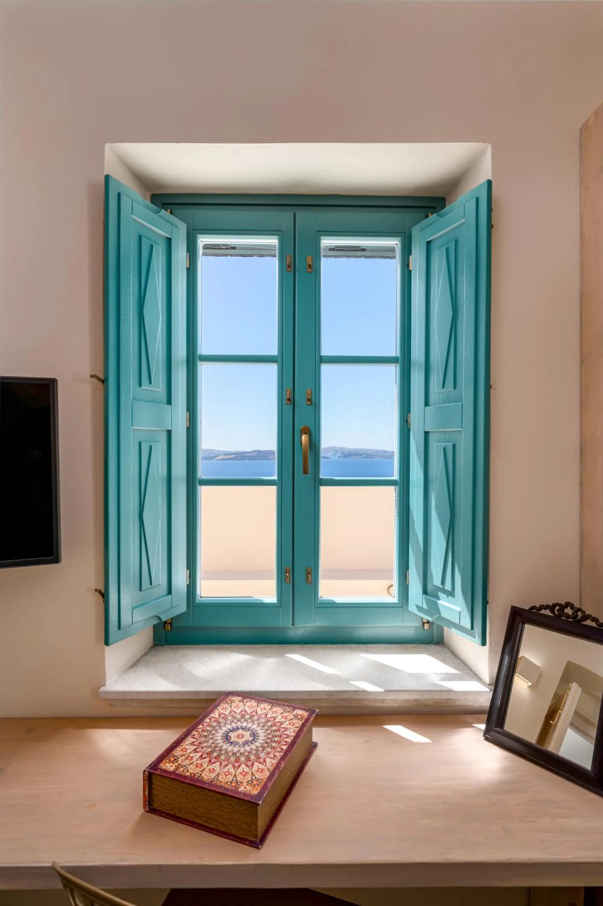 Bed in Passion Blue Villas