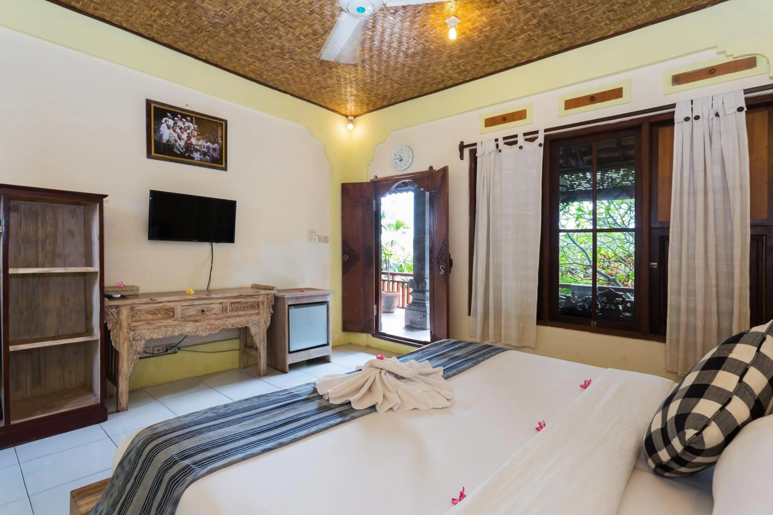 cot, Bed in Rumah Roda