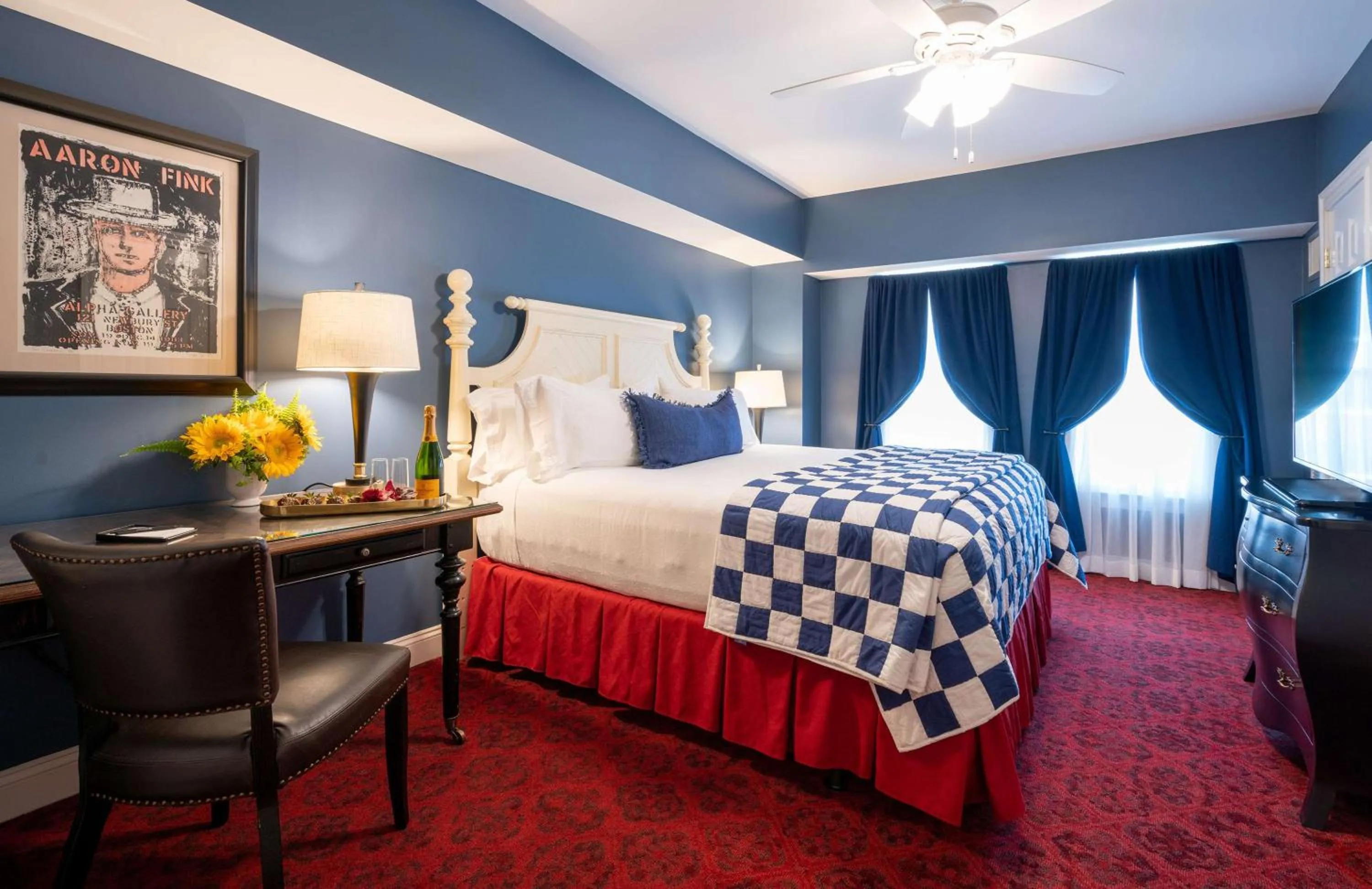 Bedroom, Bed in The Kendall Hotel at the Engine 7 Firehouse