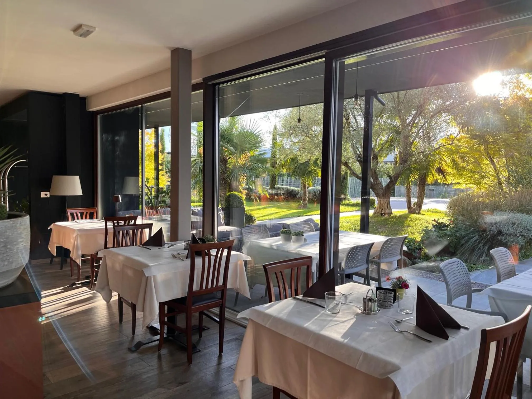 Restaurant/places to eat in Hotel Raffl