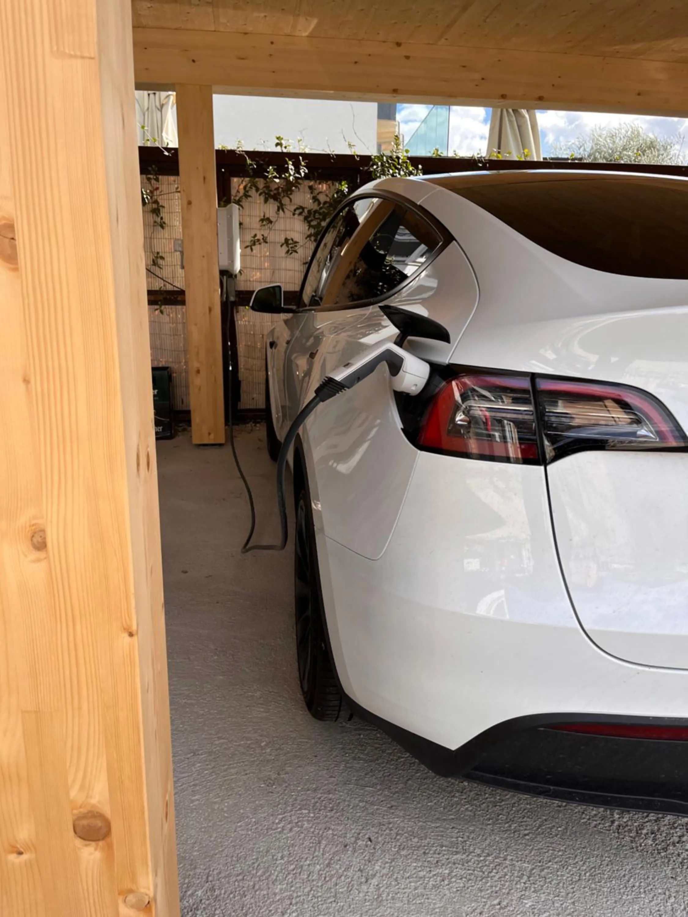 Property building in Hotel Raffl