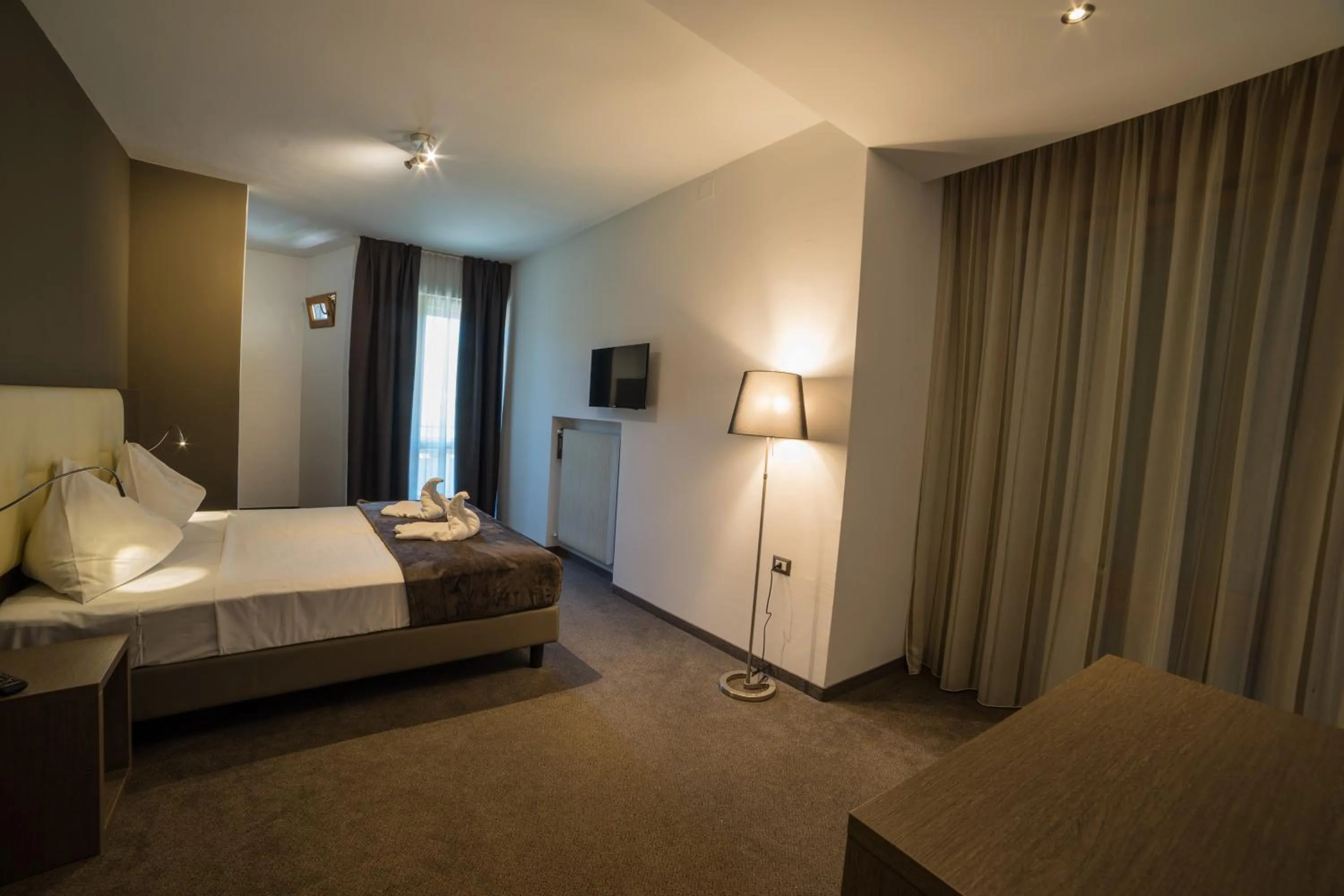 Photo of the whole room, Bed in Hotel Raffl