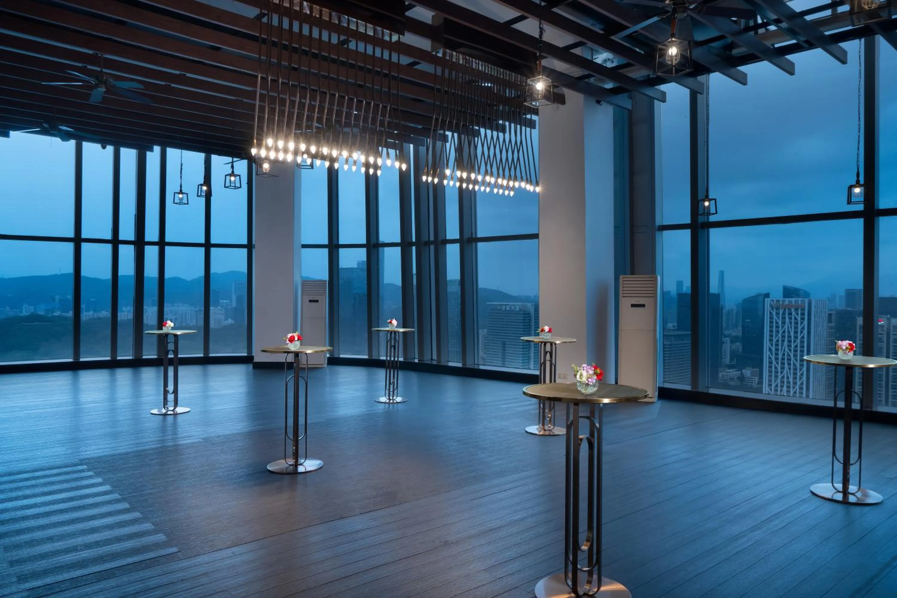 Property building in Futian Shangri-La, Shenzhen,Near to Shenzhen Convention&Exhibition Centre, Futian Railway Station