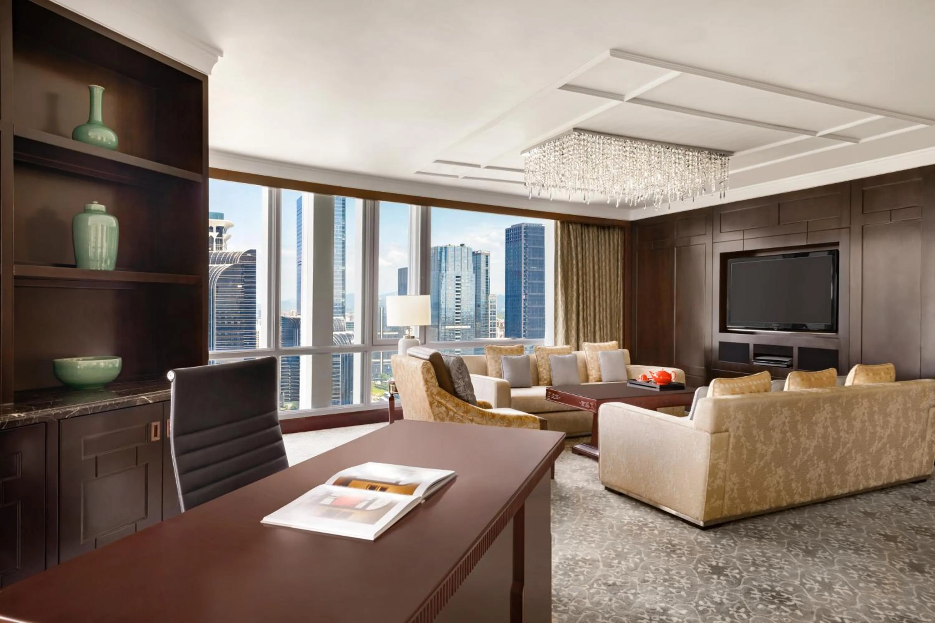 Living room in Futian Shangri-La, Shenzhen,Near to Shenzhen Convention&Exhibition Centre, Futian Railway Station