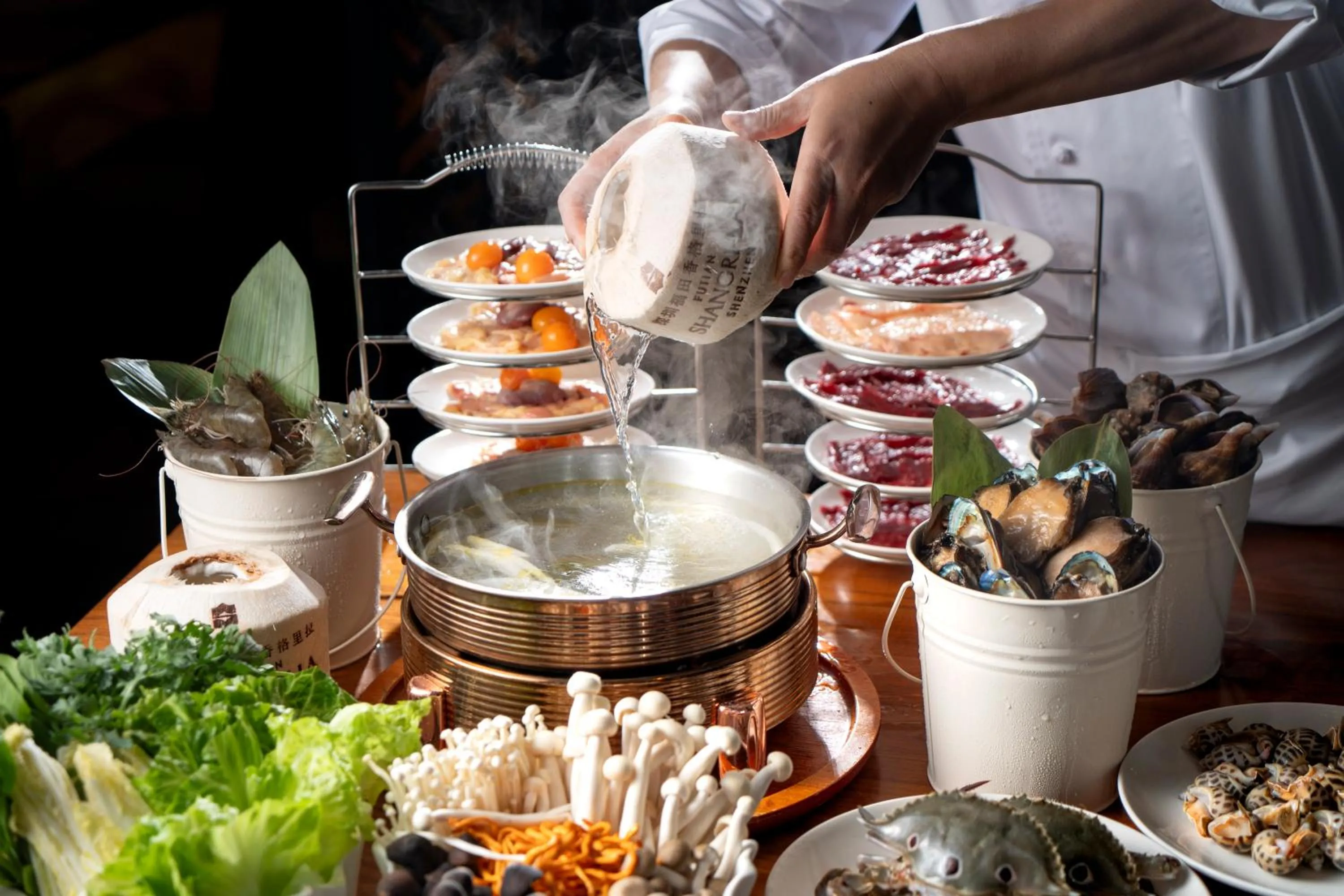 Restaurant/places to eat in Futian Shangri-La, Shenzhen,Near to Shenzhen Convention&Exhibition Centre, Futian Railway Station