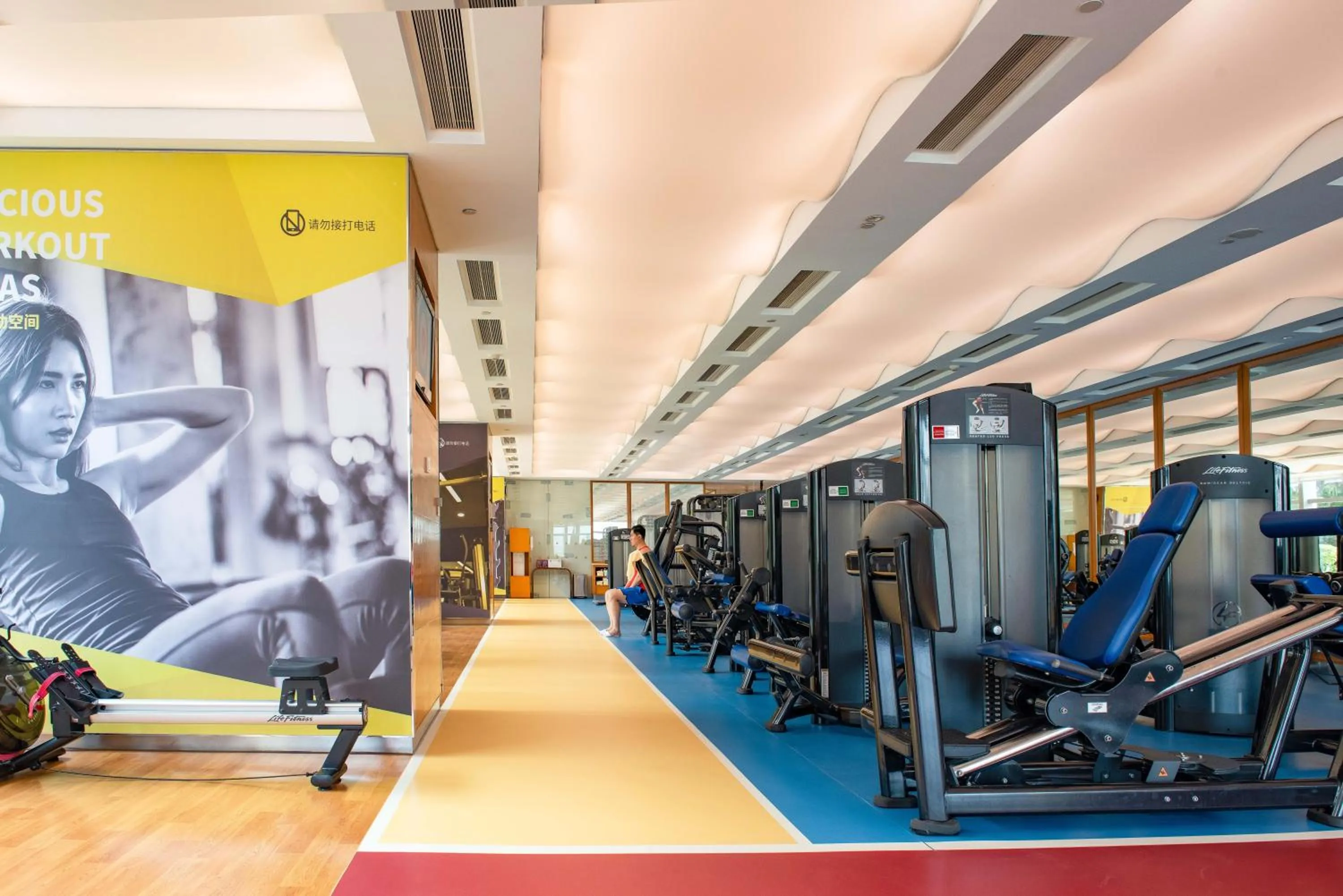 Property building in Futian Shangri-La, Shenzhen,Near to Shenzhen Convention&Exhibition Centre, Futian Railway Station