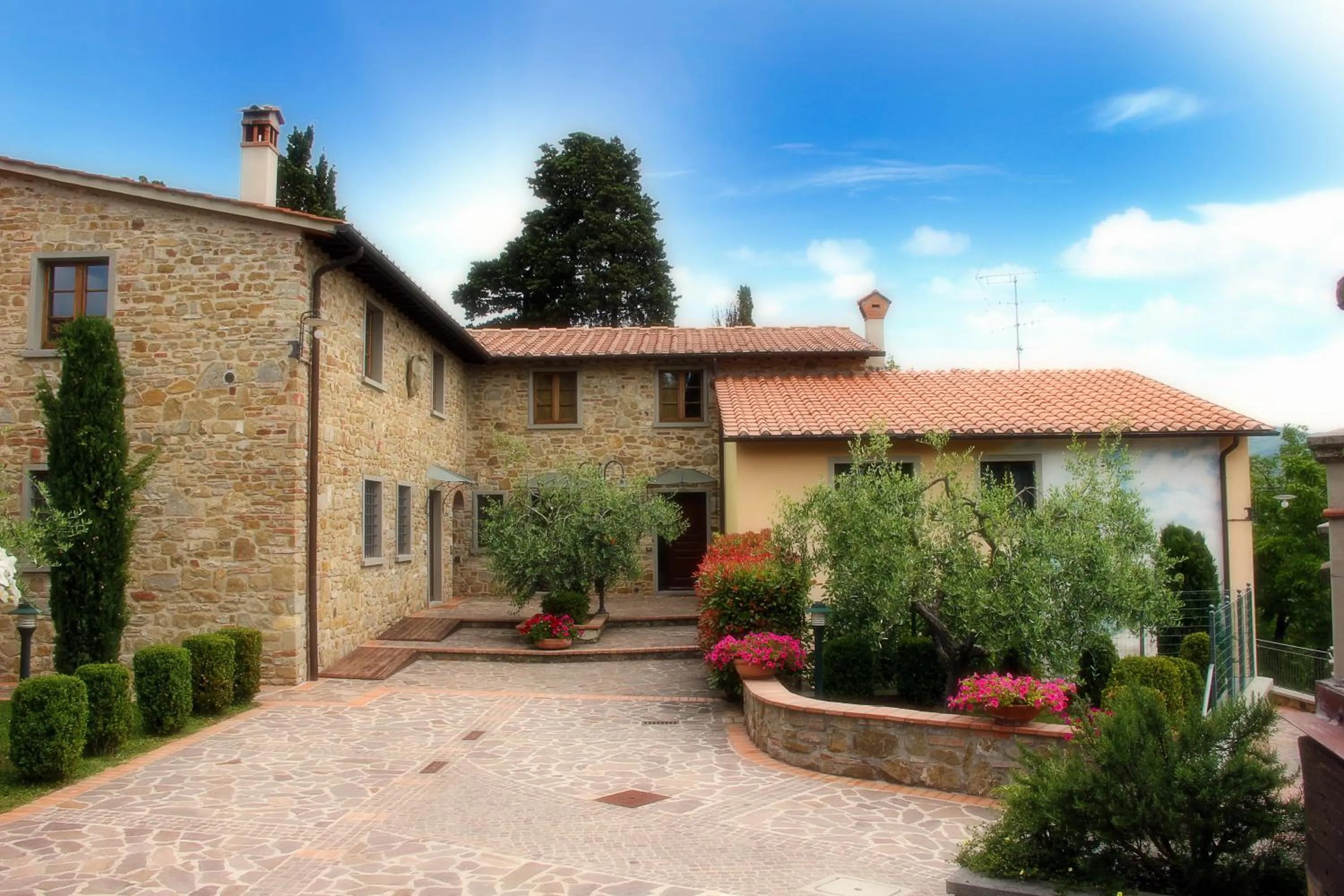 Property building in Residence il Poggiolino