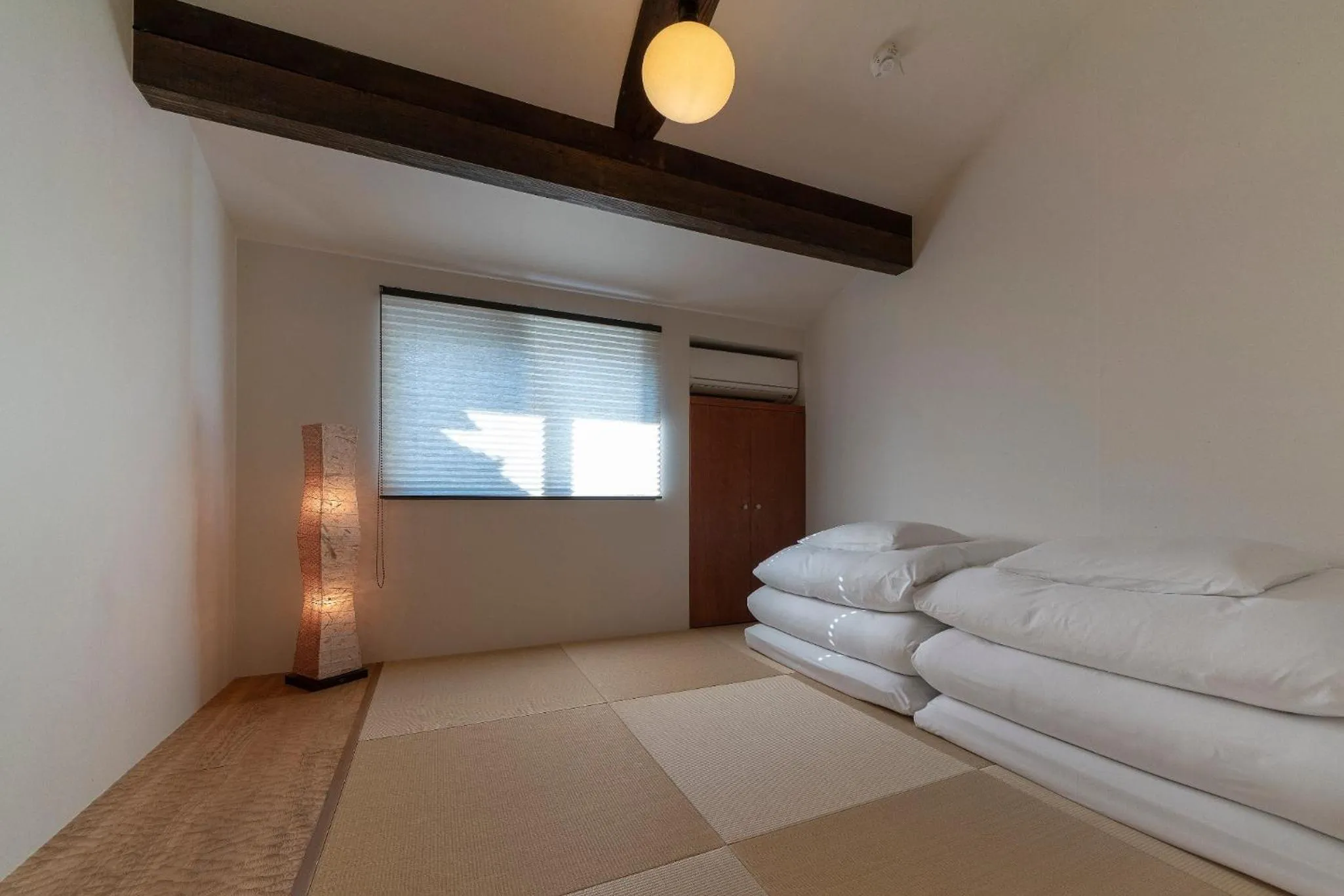 Bedroom, Bed in Akebono an Machiya House