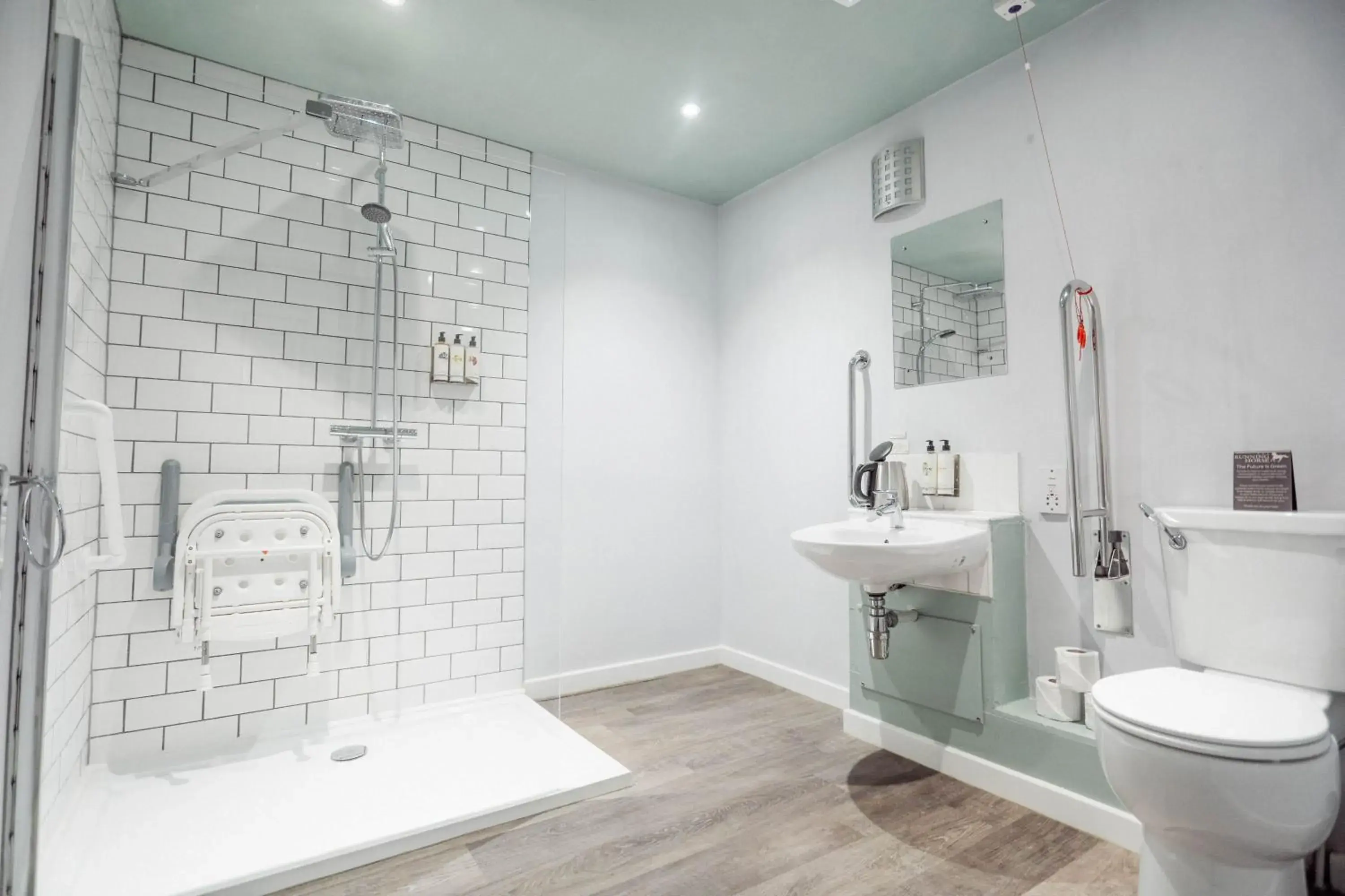 Family Room (2 Adults + 2 Children) in The Running Horse Family Room (2 Adults + 2 Children) in The Running Horse