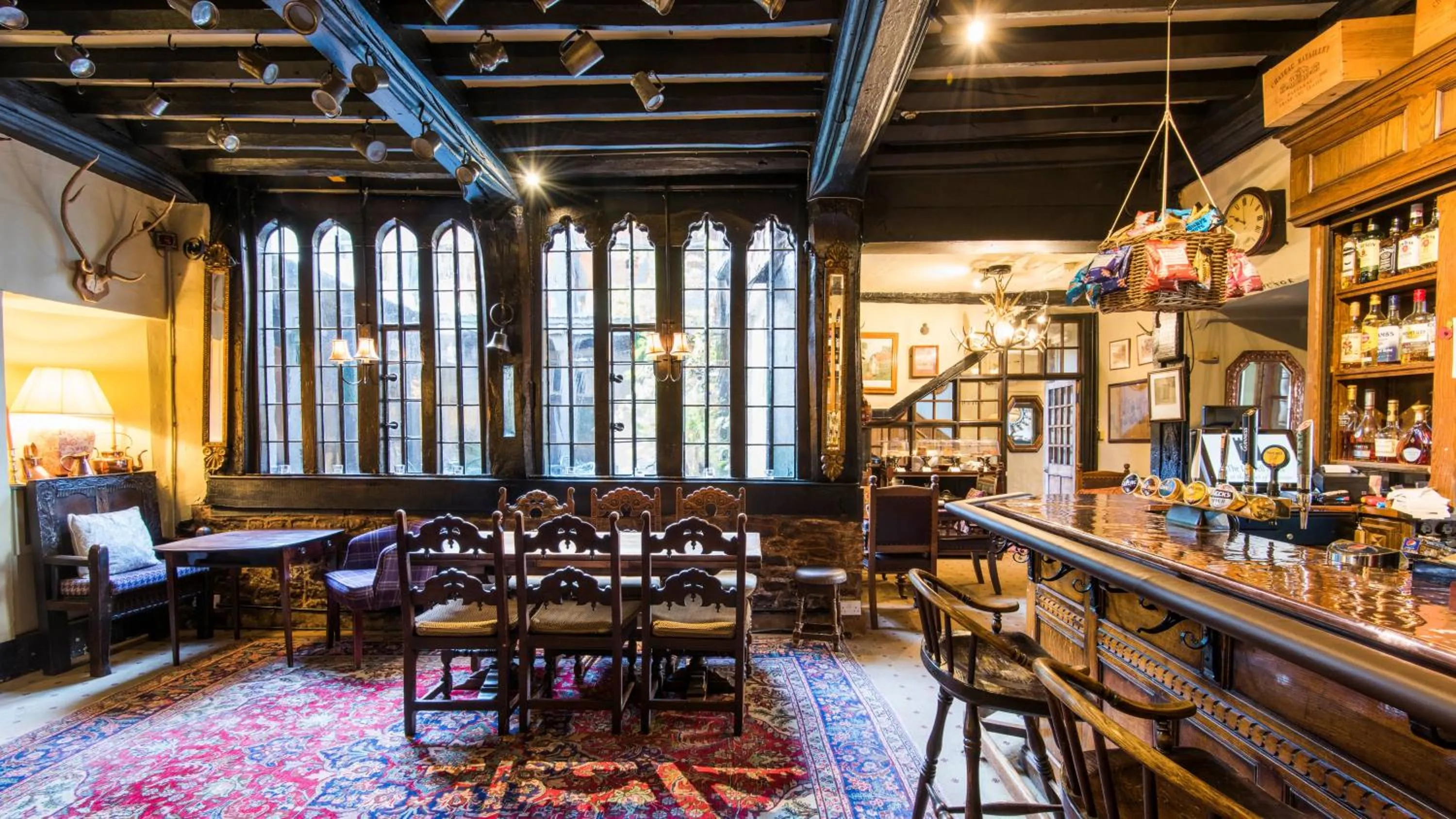 Lounge or bar in Luttrell Arms