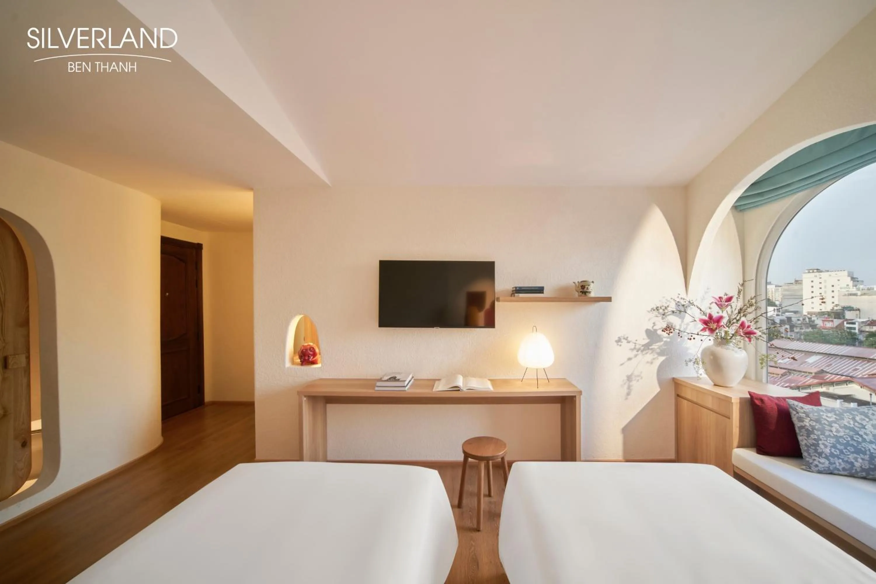 Bed in Silverland Bến Thành