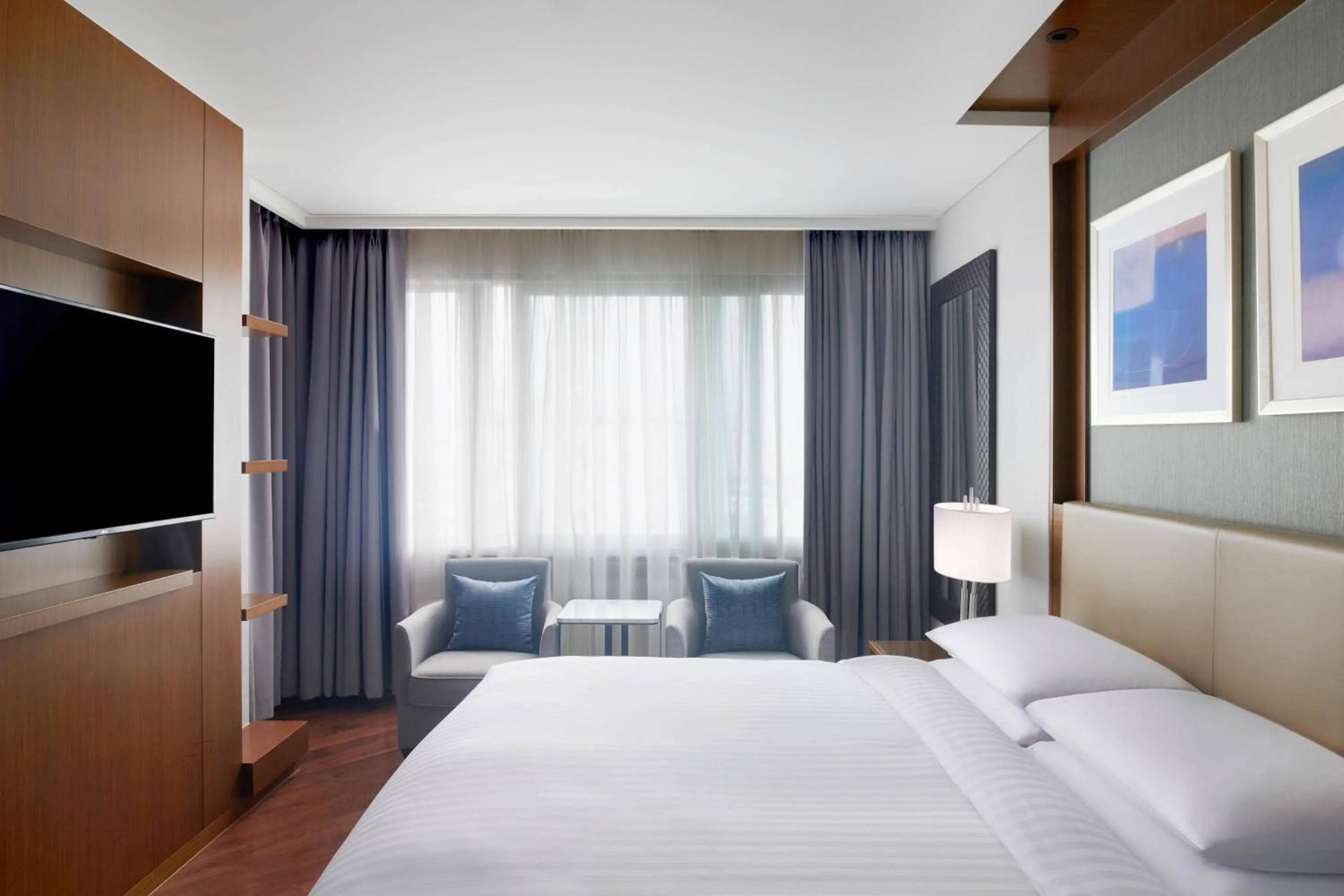 Bedroom, Bed in Courtyard By Marriott Seoul Times Square