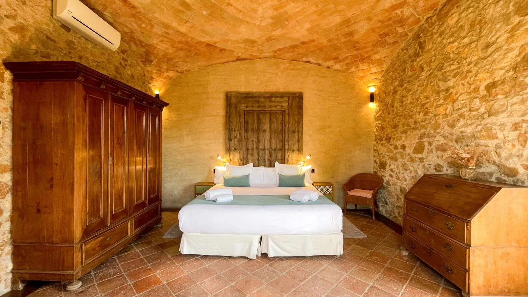 Bed in Hotel Molí de l'Escala