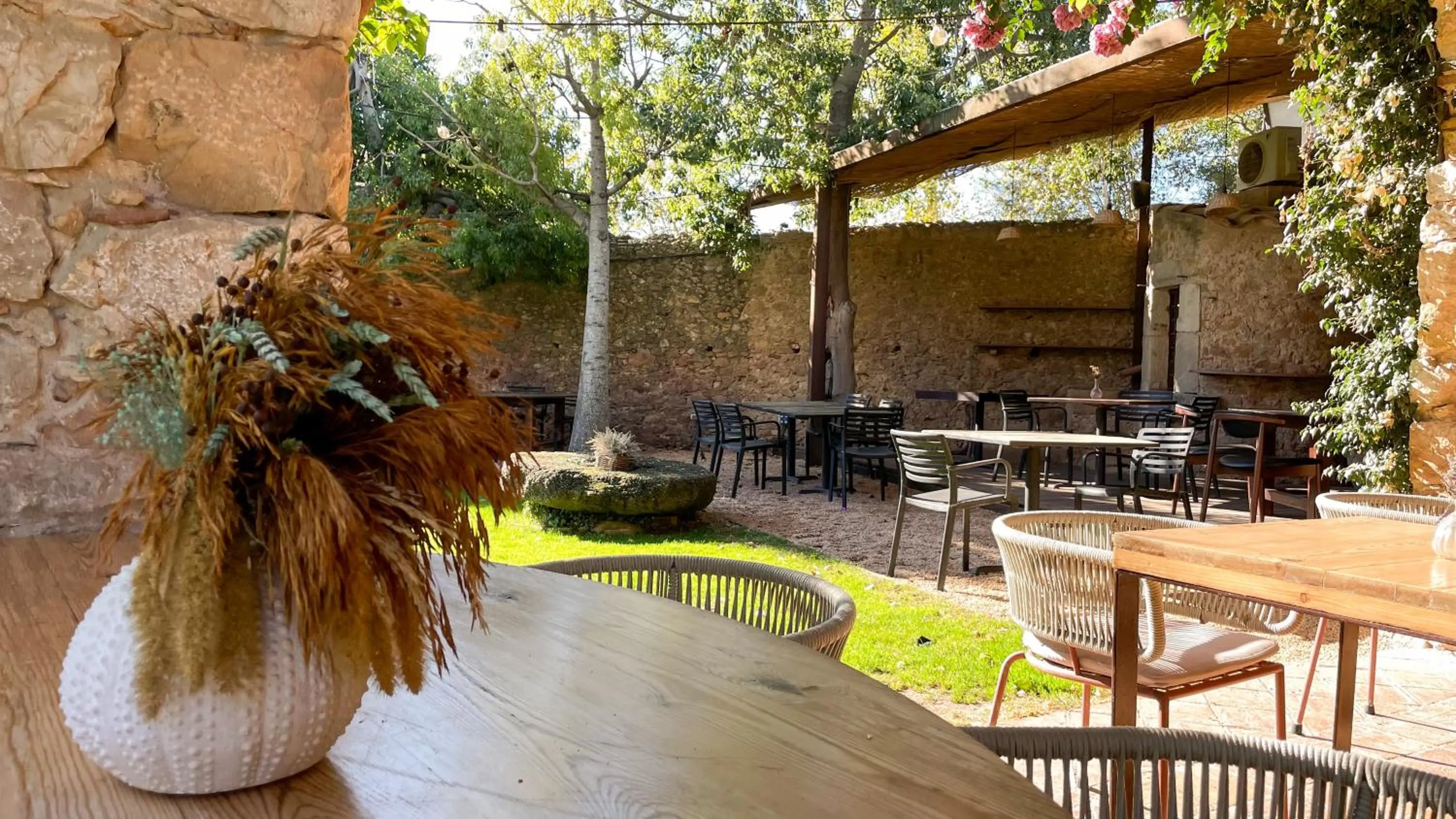 Restaurant/places to eat in Hotel Molí de l'Escala