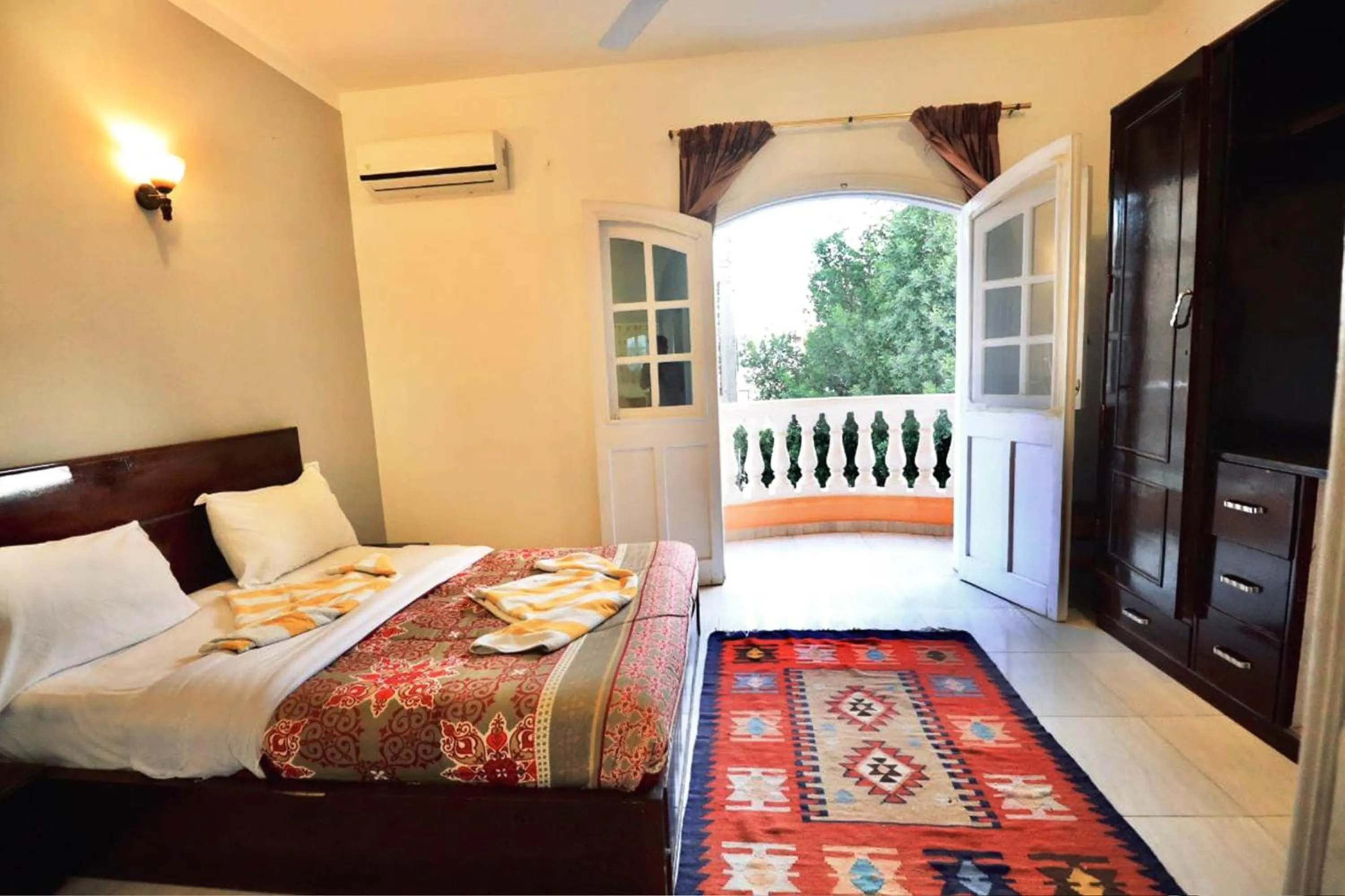 Bed in Gold Ibis Hotel