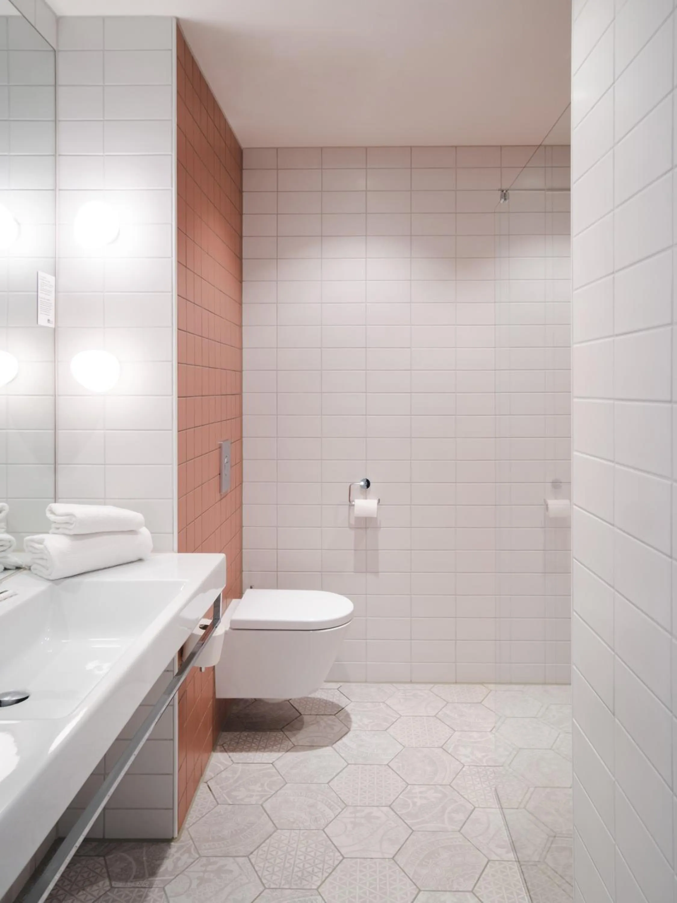 Bathroom in Grand Hotel Egersund