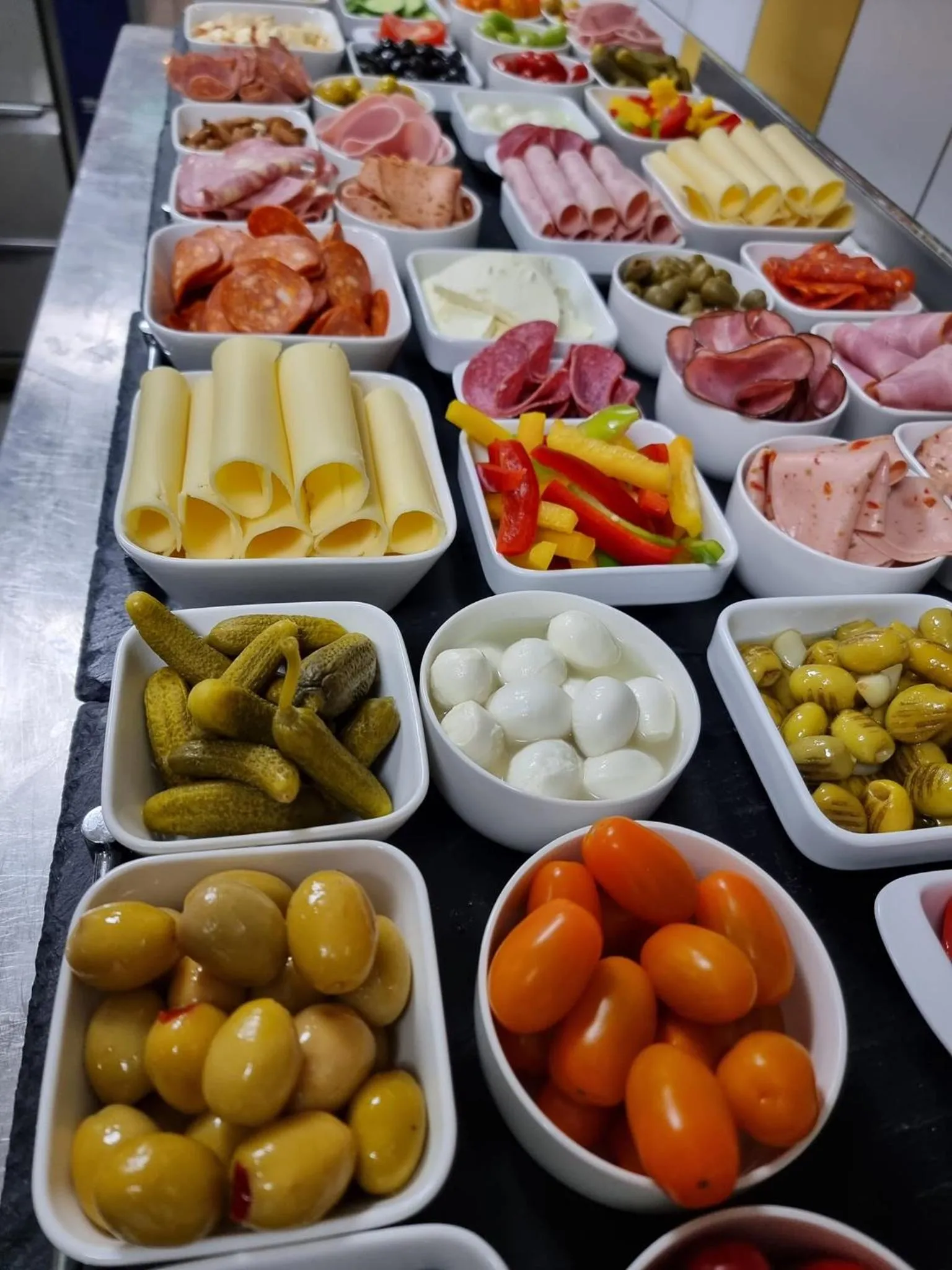 Buffet breakfast in Haiminger Hof