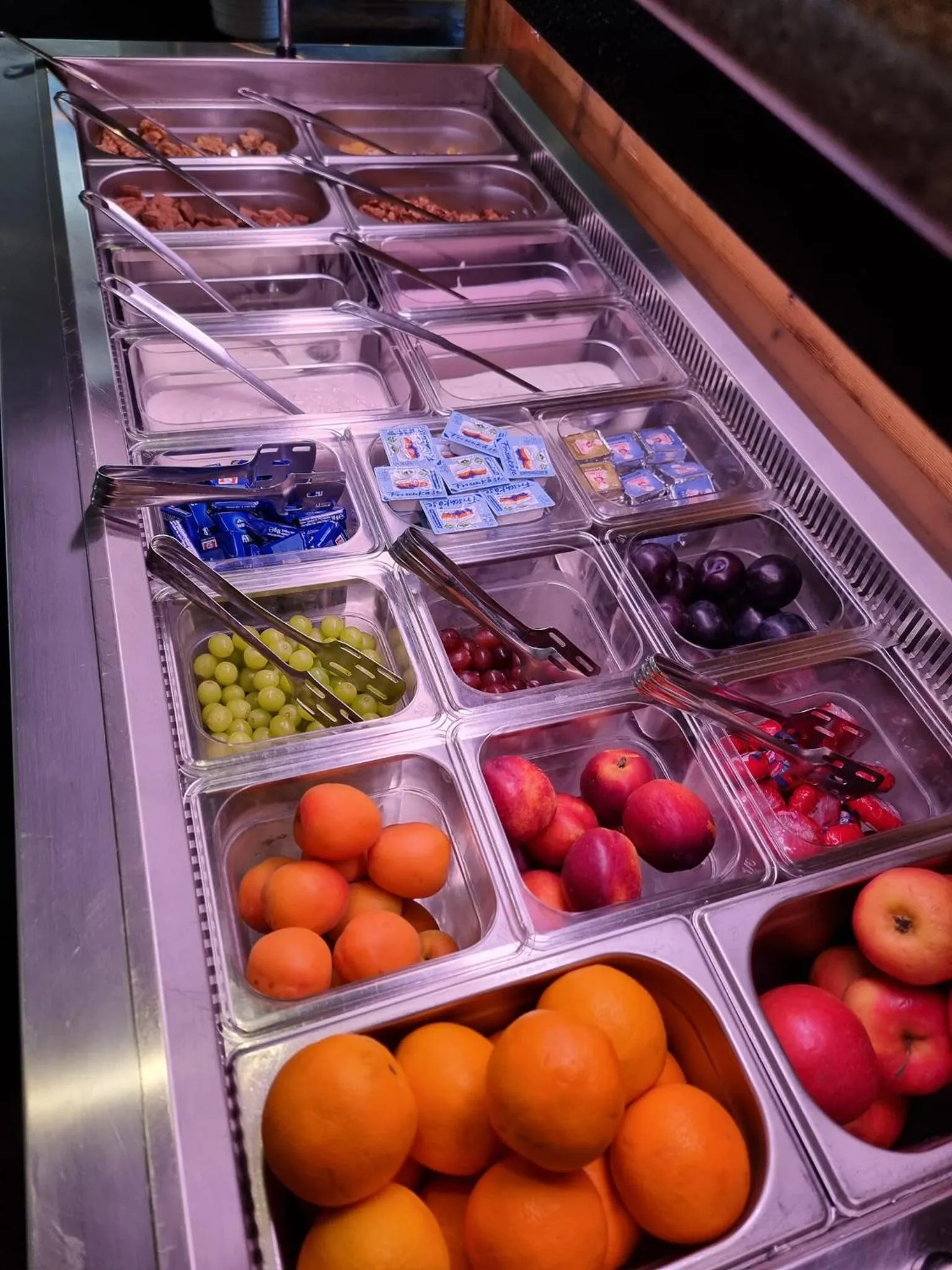 Buffet breakfast in Haiminger Hof