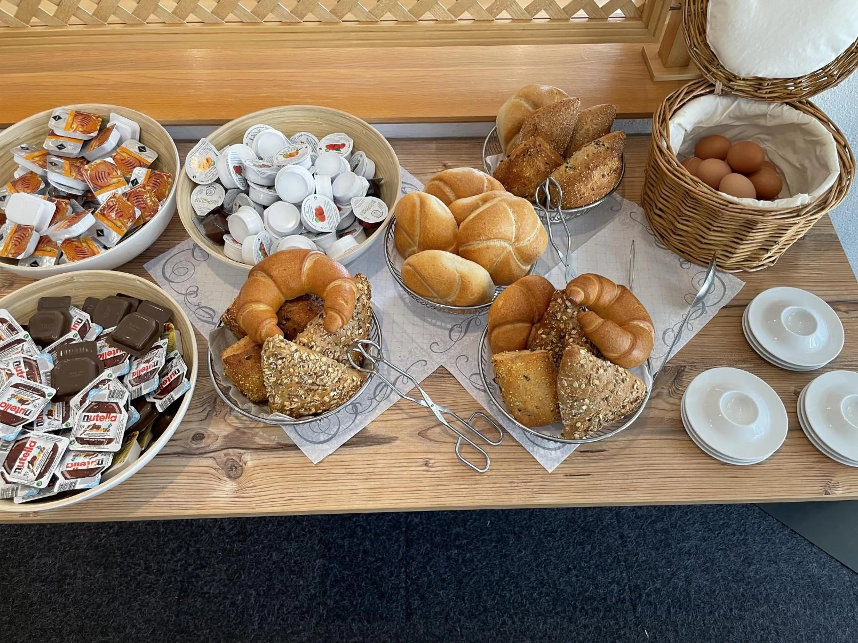 Buffet breakfast in Haiminger Hof