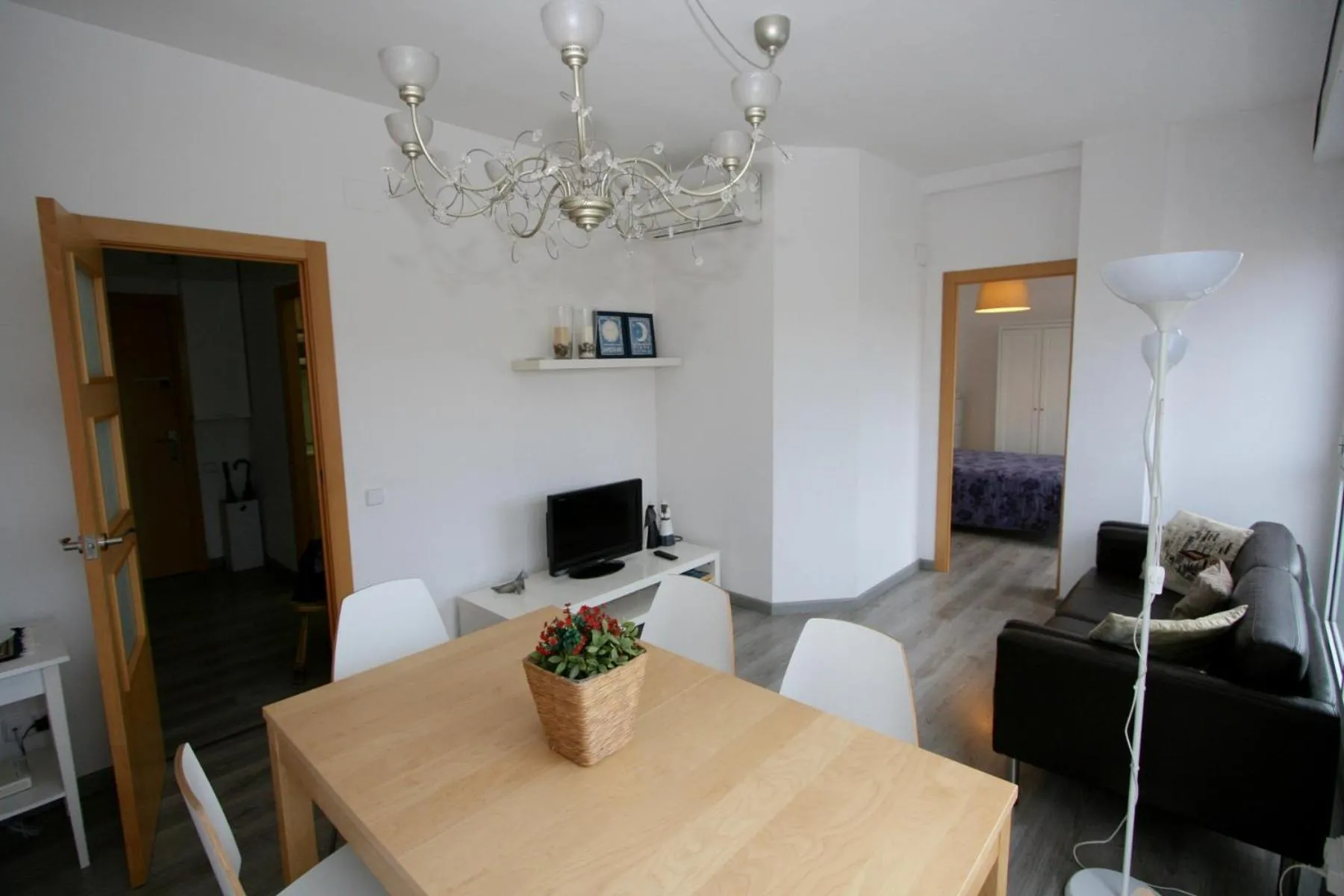 ApartEasy - Plaza España Deluxe