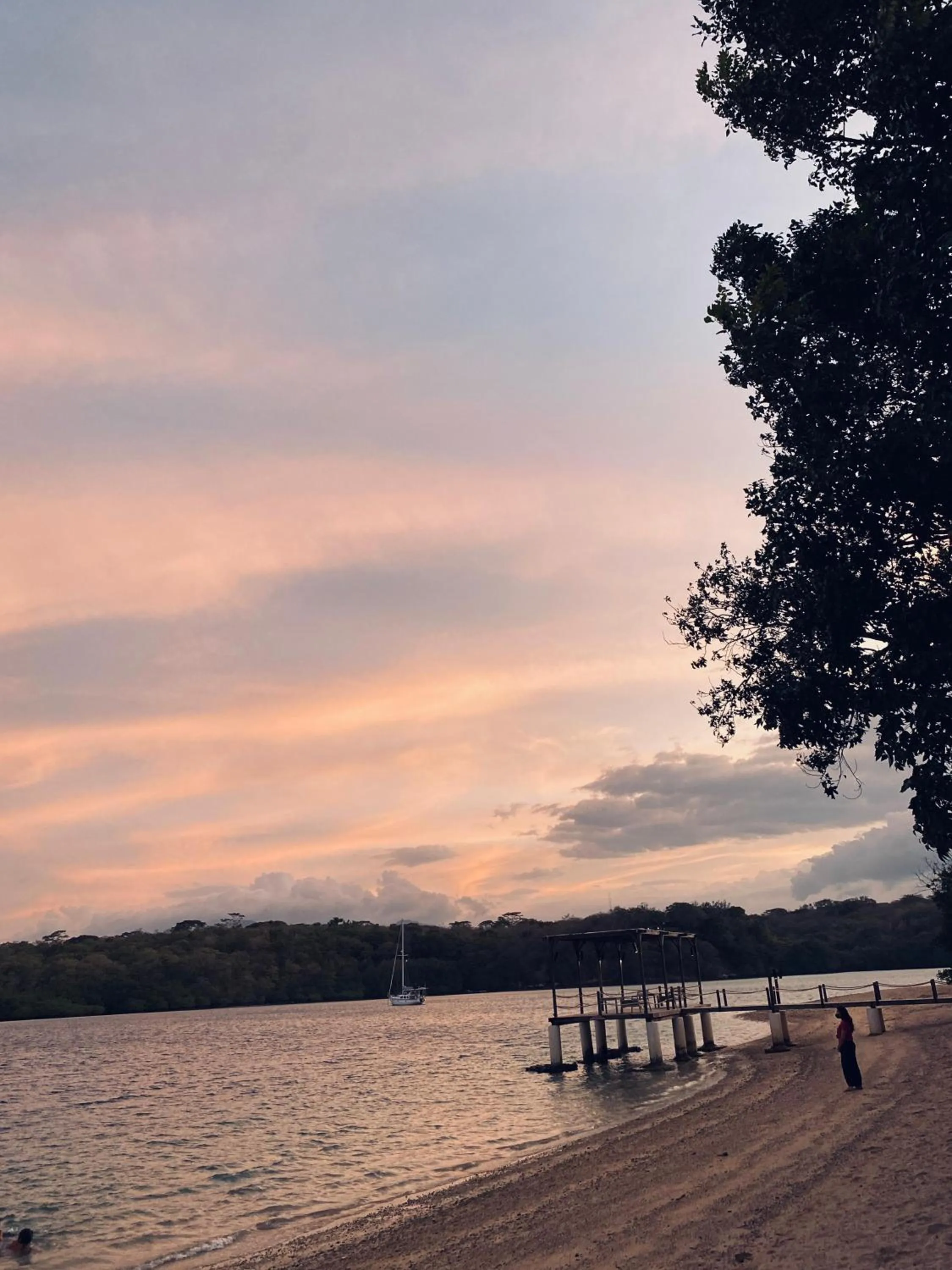 Beach in Naya Gawana Resort & Spa