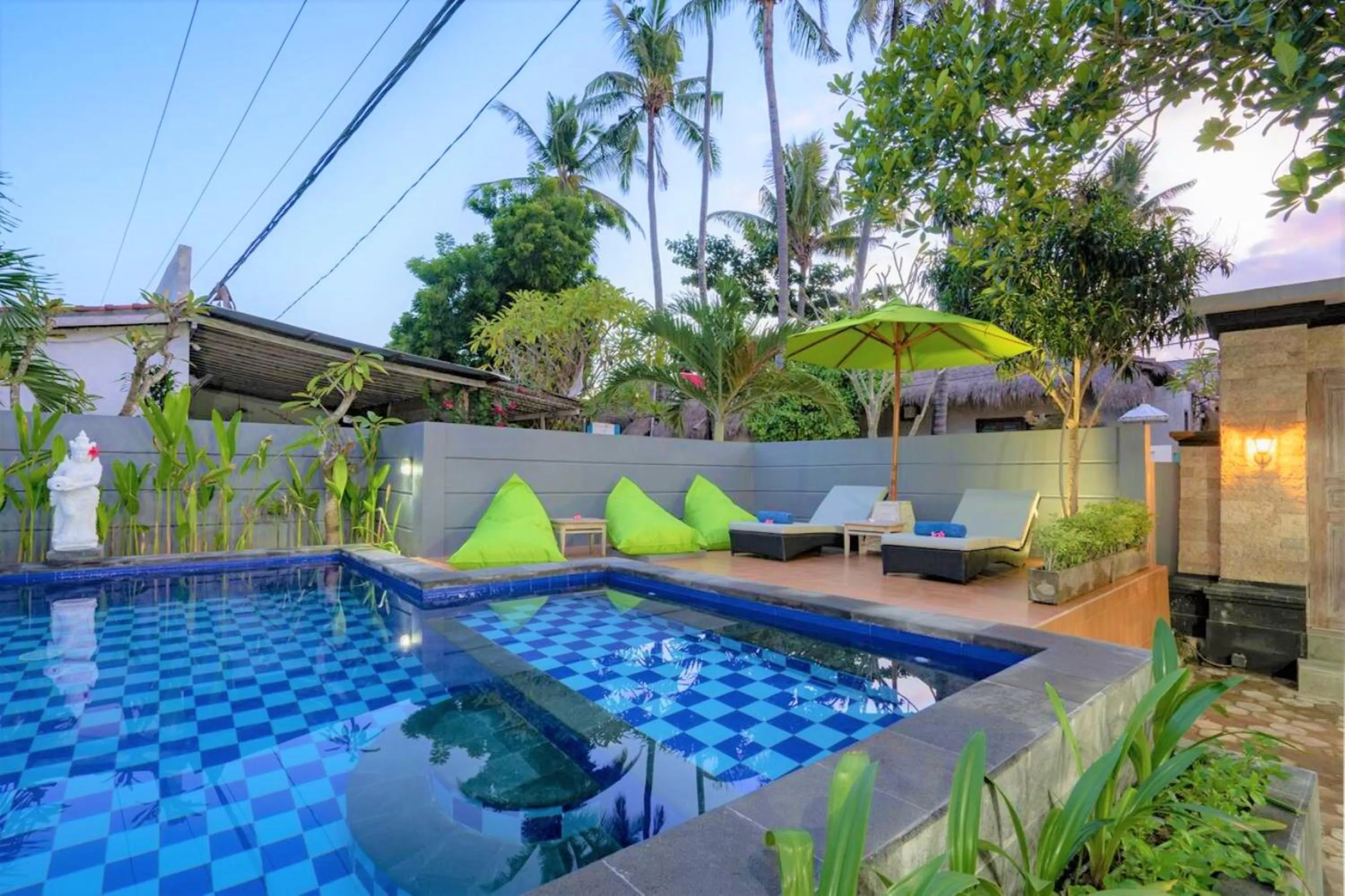 Swimming pool in Nusa Bagus Homestay Lembongan