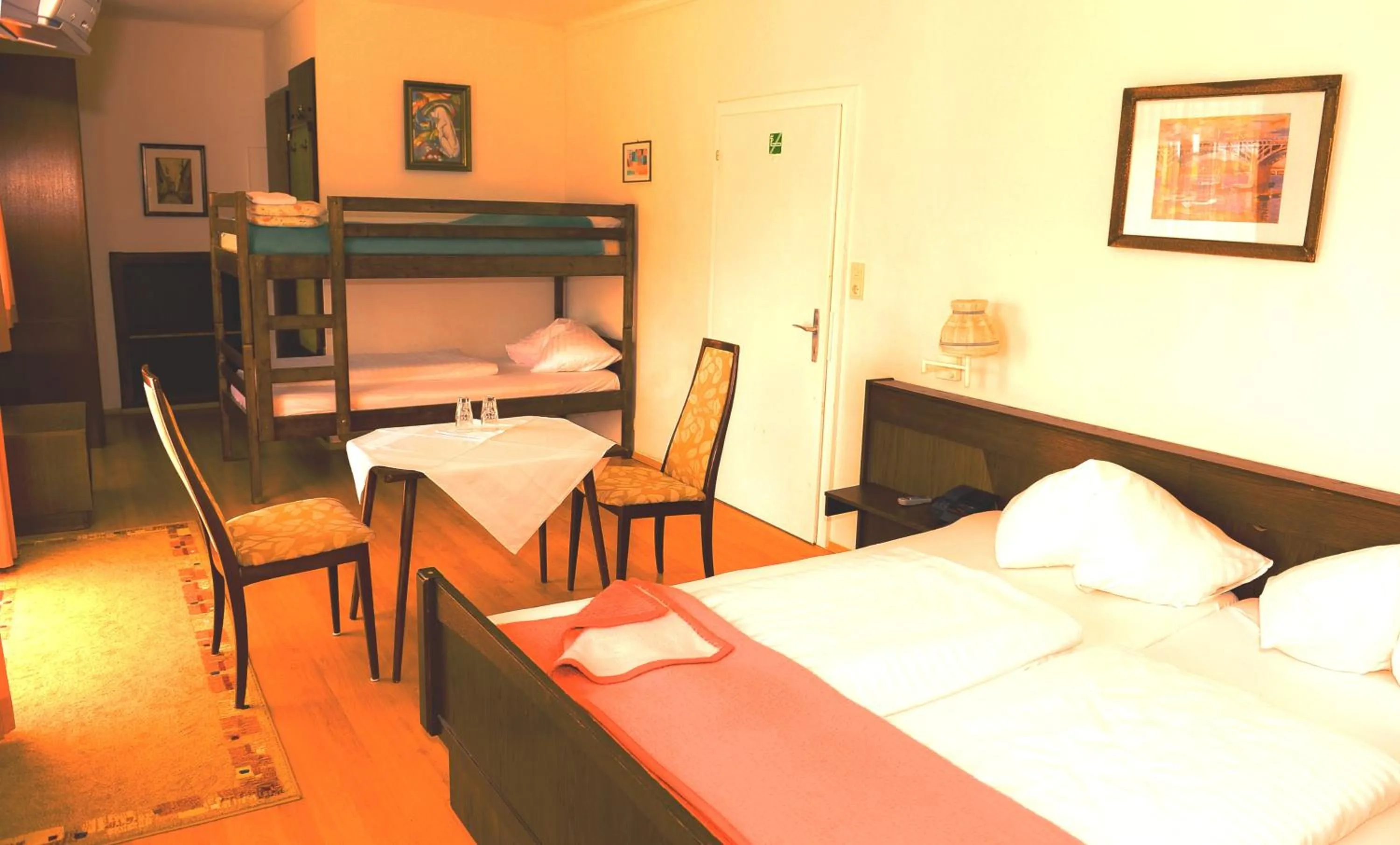 Bedroom in Strandhotel Pichler