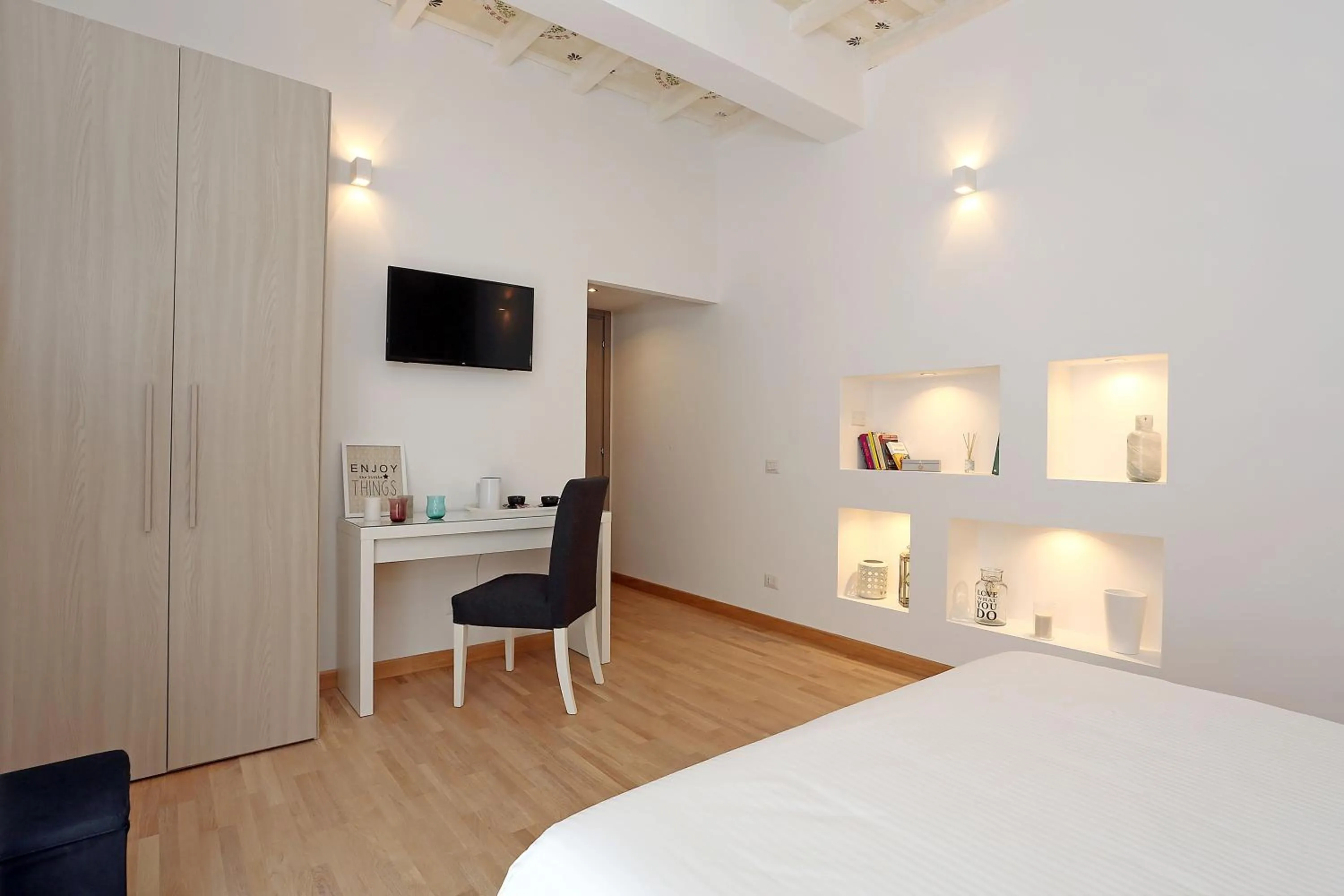 TV and multimedia in Belsiana 7 Central