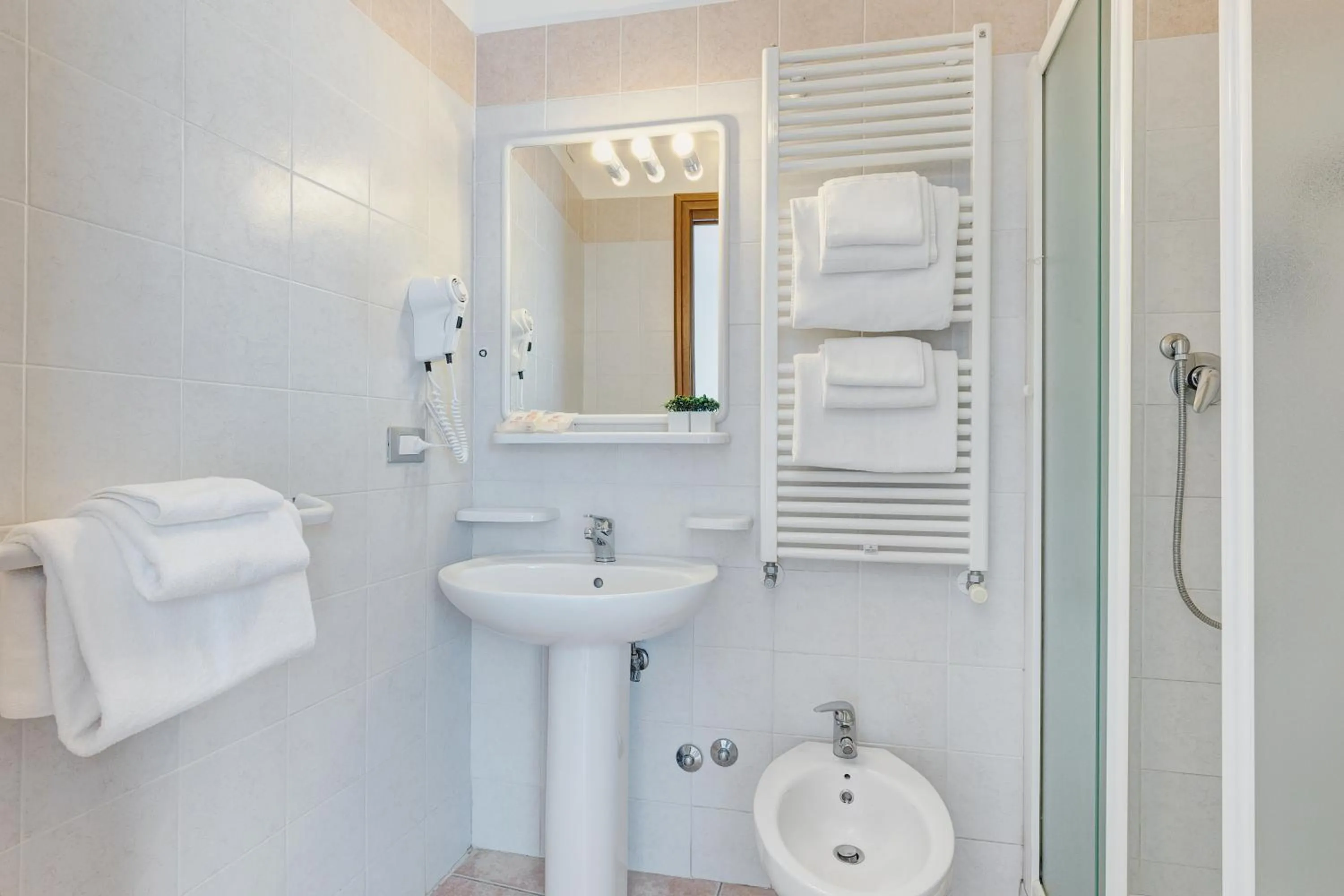 Bathroom in Hotel Piccadilly