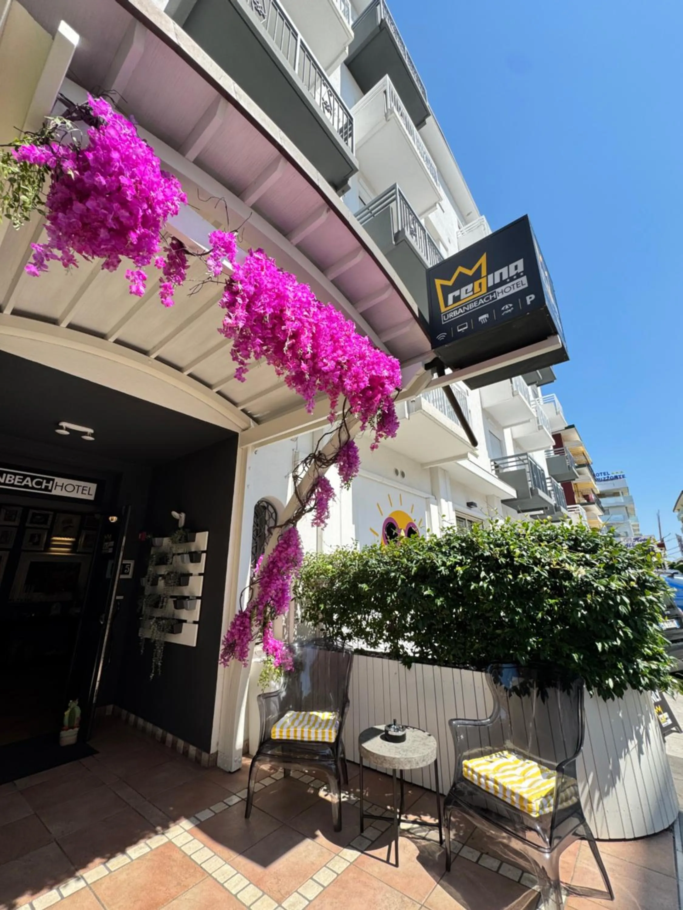 Facade/entrance in Regina Urban Beach Hotel