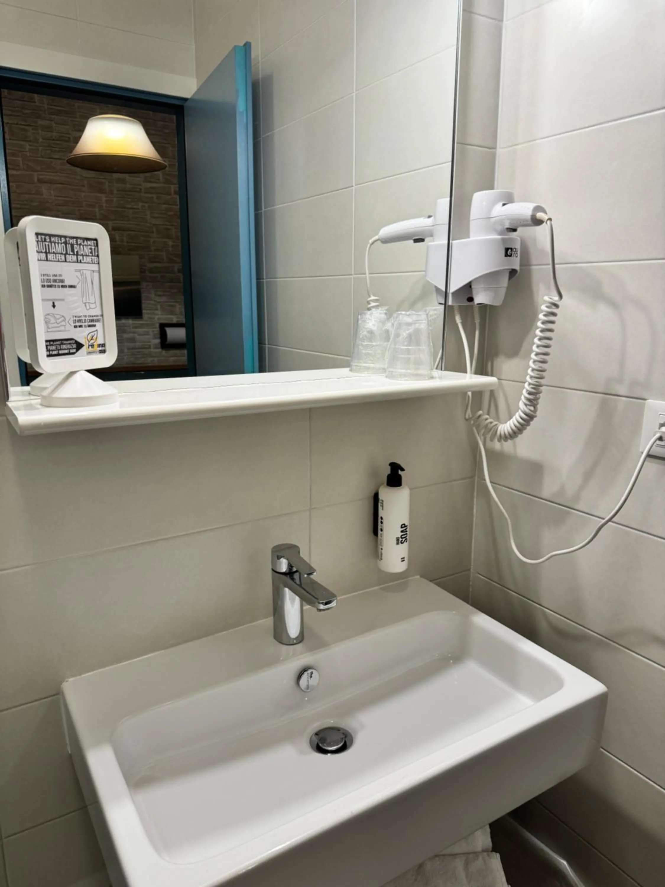 Bathroom in Regina Urban Beach Hotel