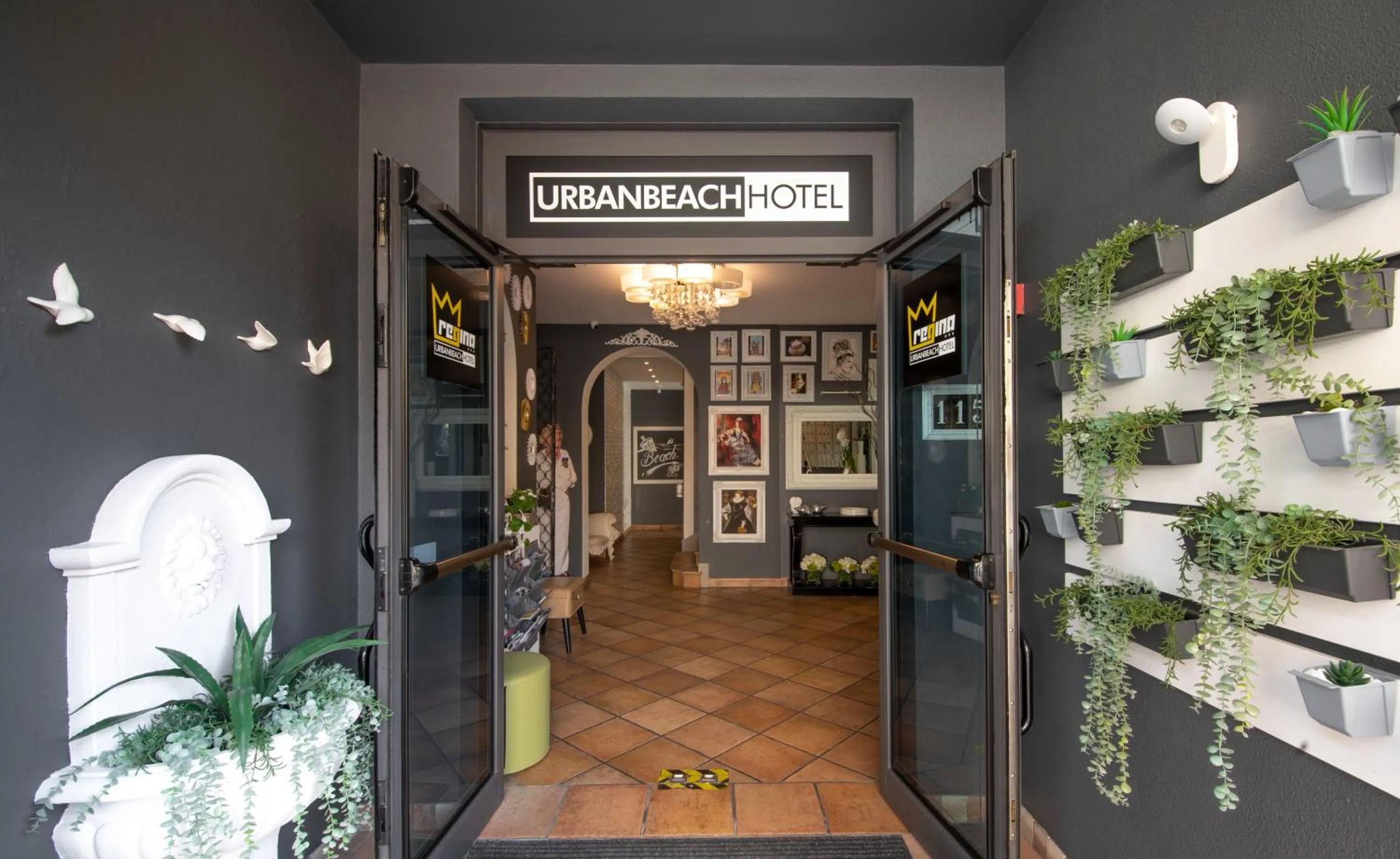 Facade/entrance in Regina Urban Beach Hotel