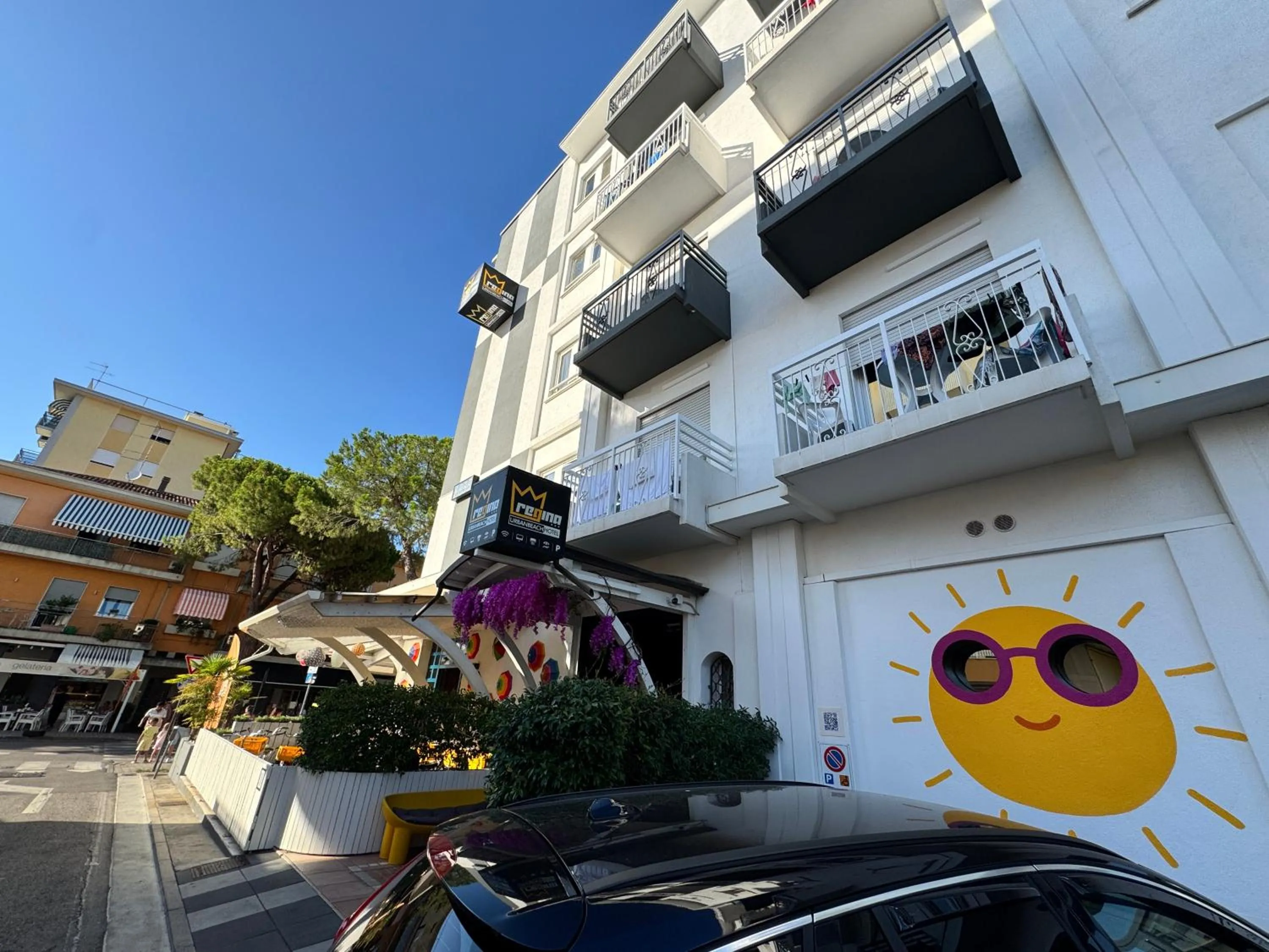 Property building in Regina Urban Beach Hotel