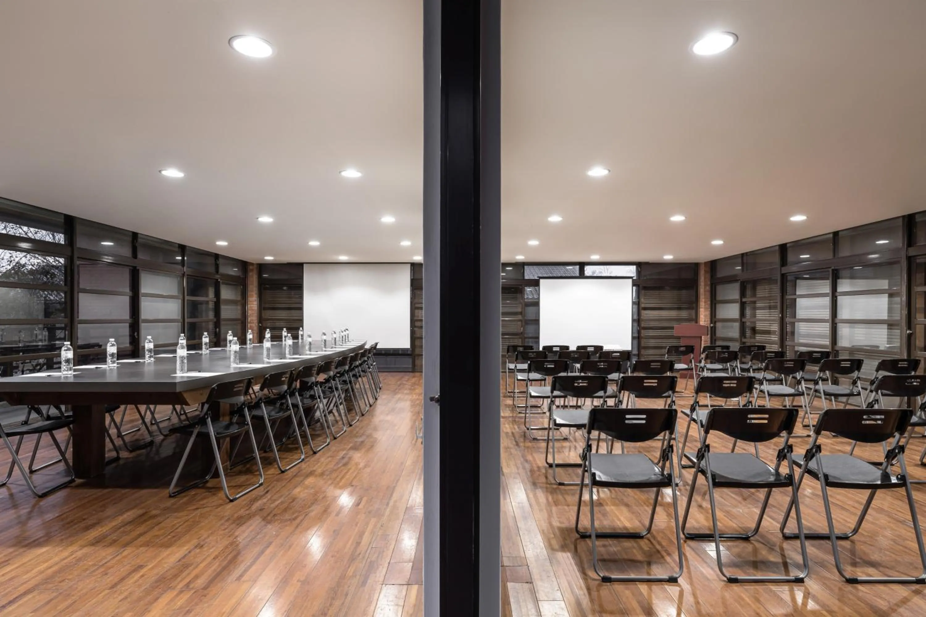 Meeting/conference room in The Moment Hotel Yilan by Lakeshore