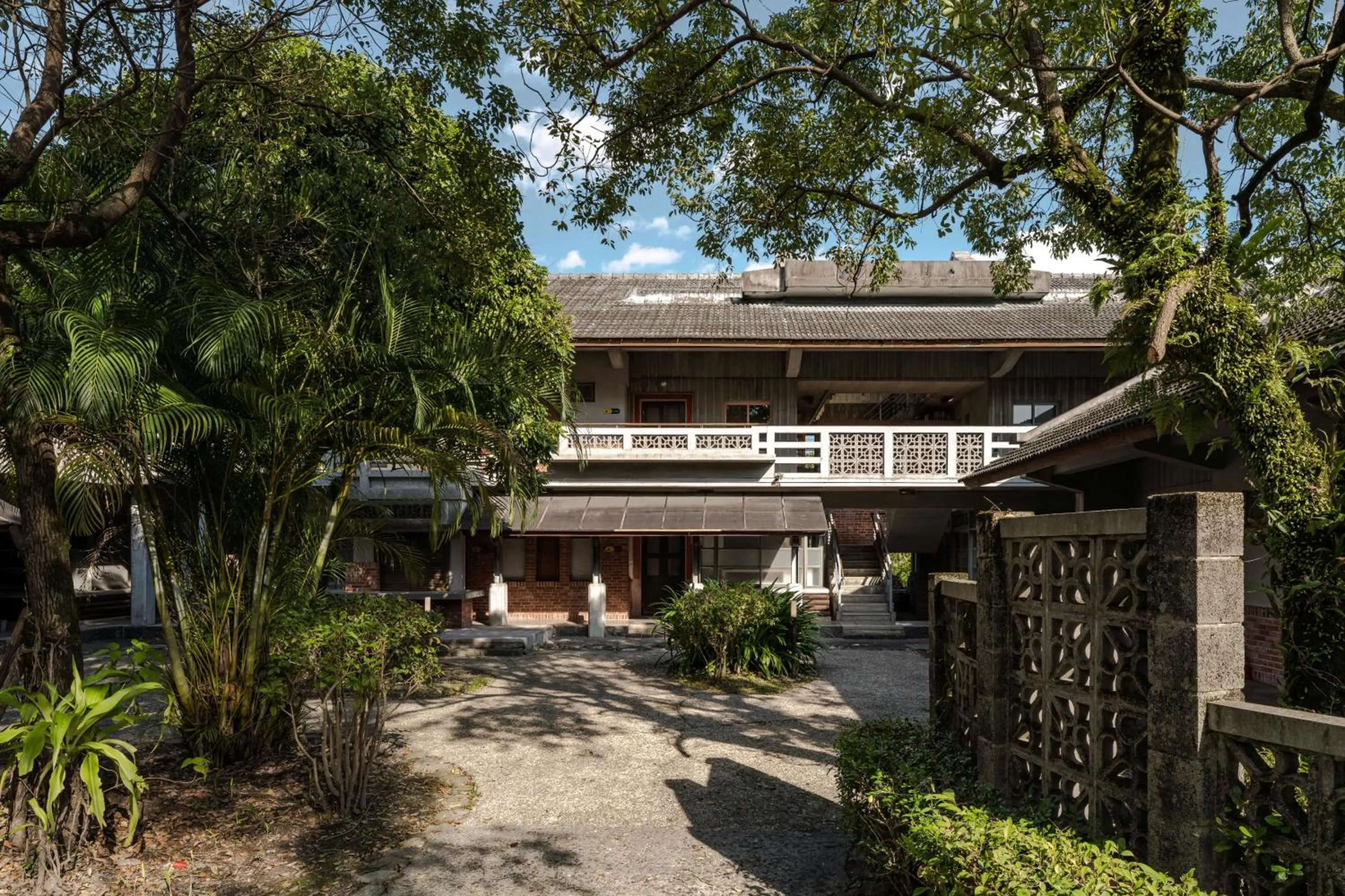 Property building in The Moment Hotel Yilan by Lakeshore